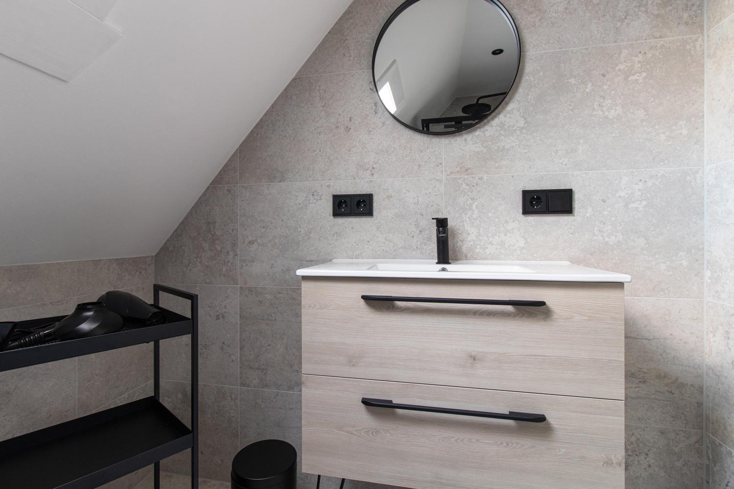 Two-Bedroom Apartment - Photo 7