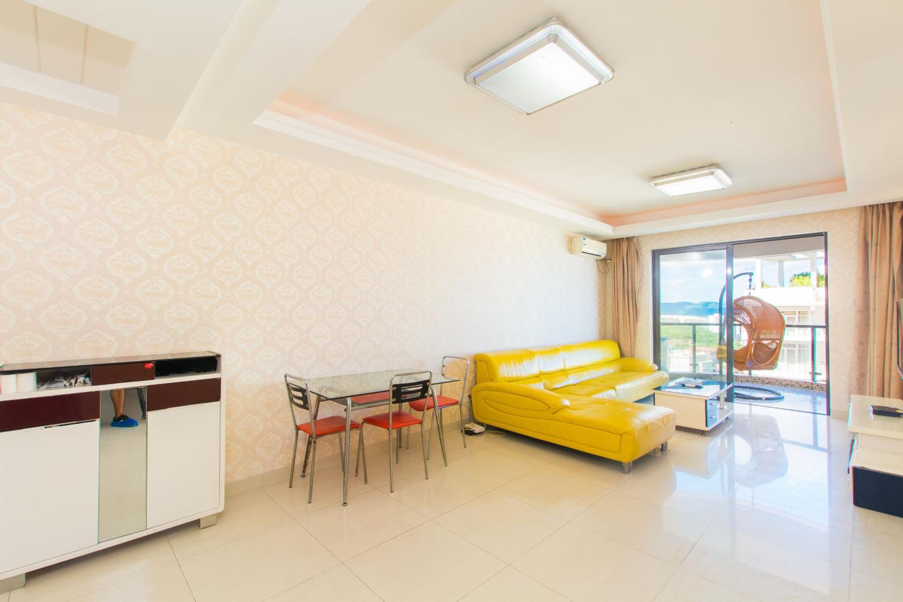 Two-Bedroom Apartment with Sea View - Photo 9