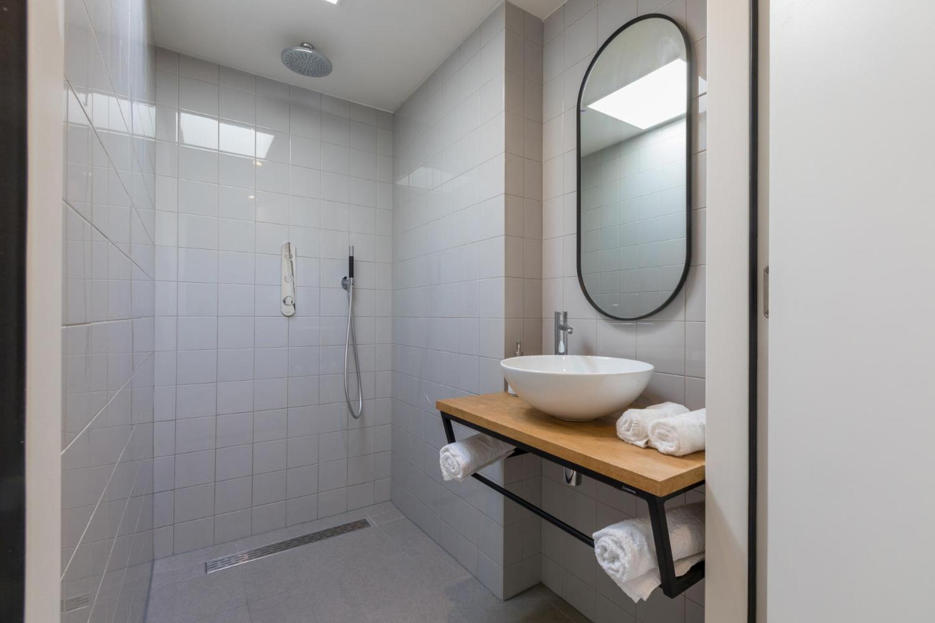 One-Bedroom House photo 3