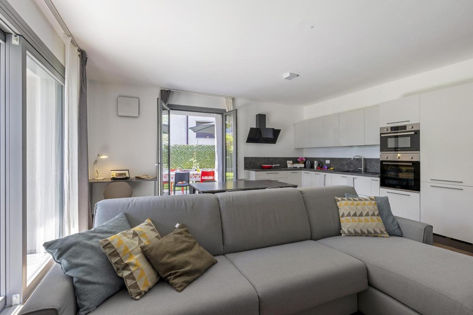 Superior One-Bedroom Apartment