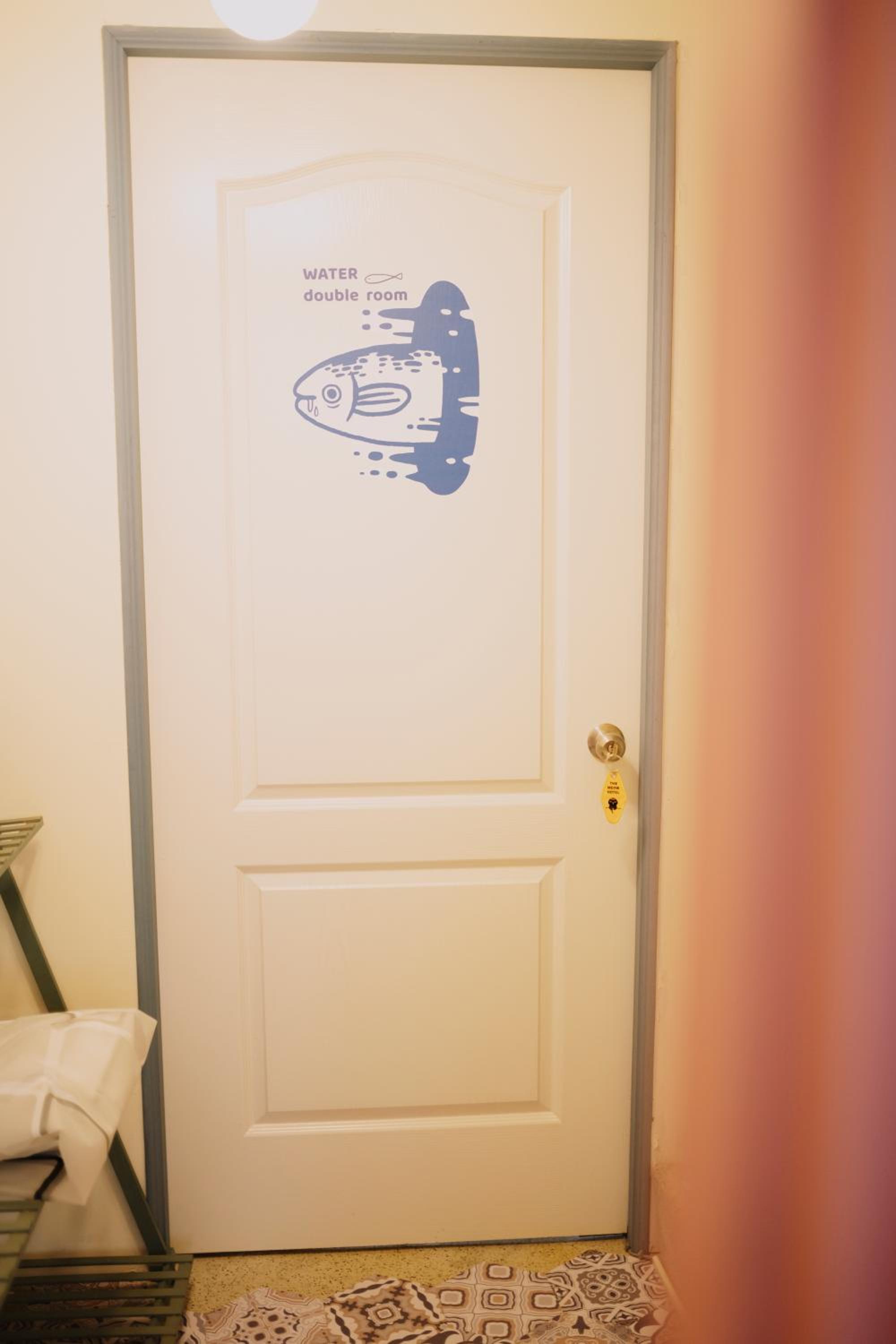 Double Room with Private Bathroom - Photo 7
