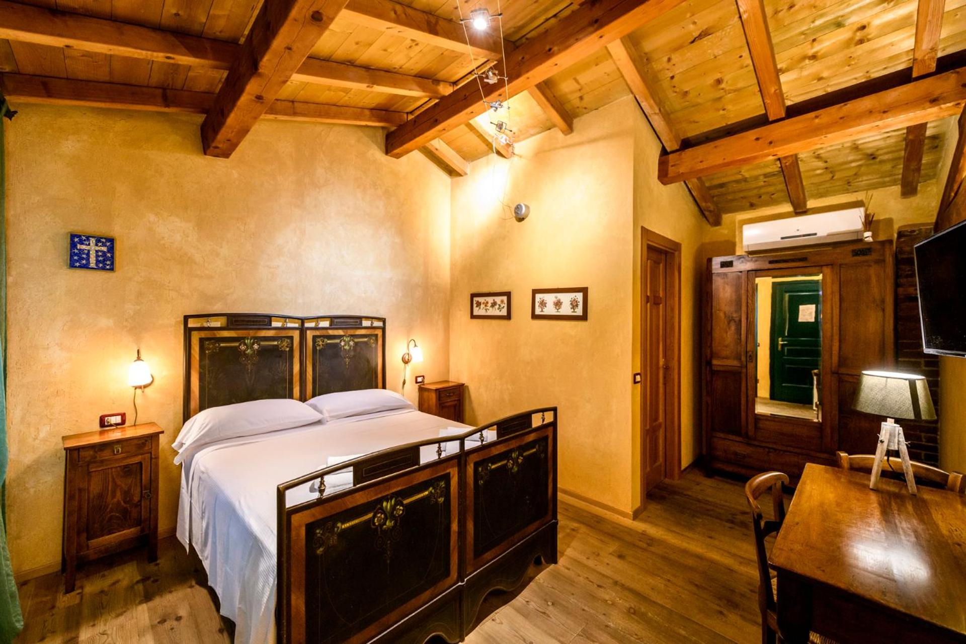 Double or Twin Room photo 1