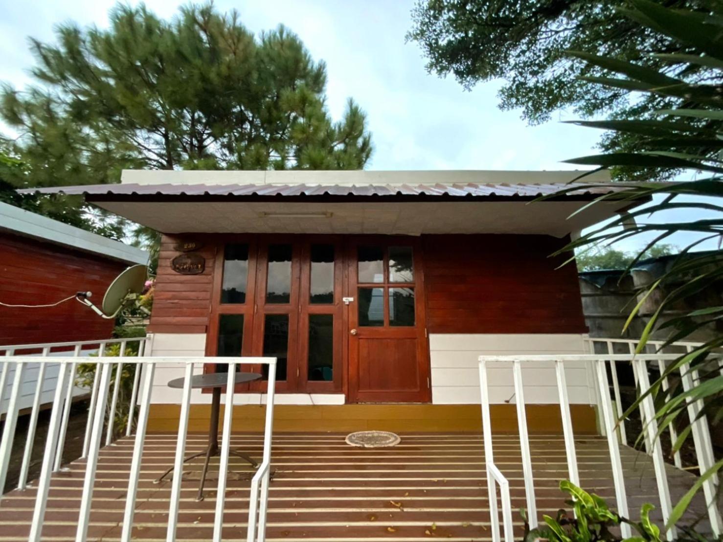 Family Bungalow - Photo 7