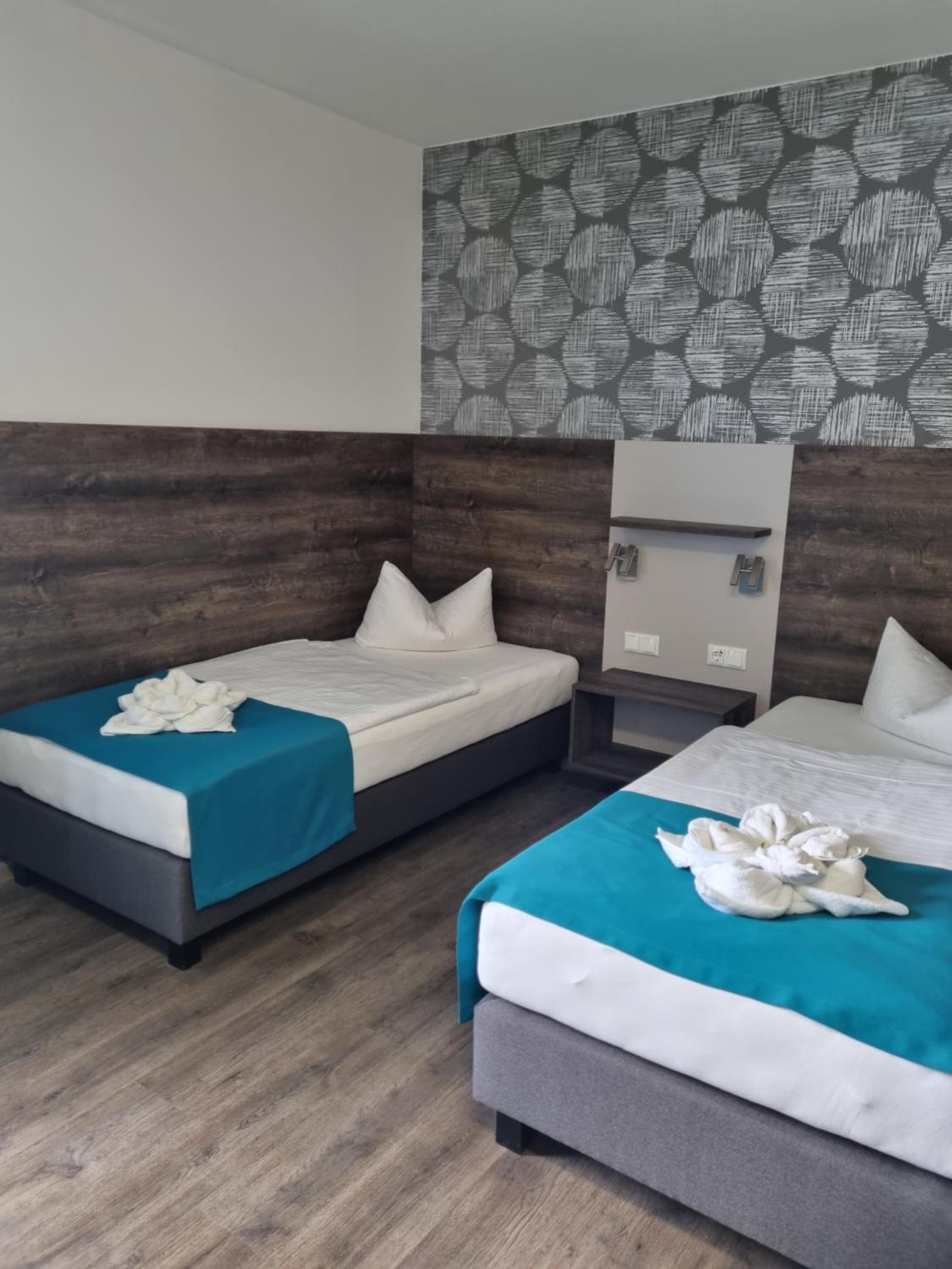 Twin Room - Photo 1