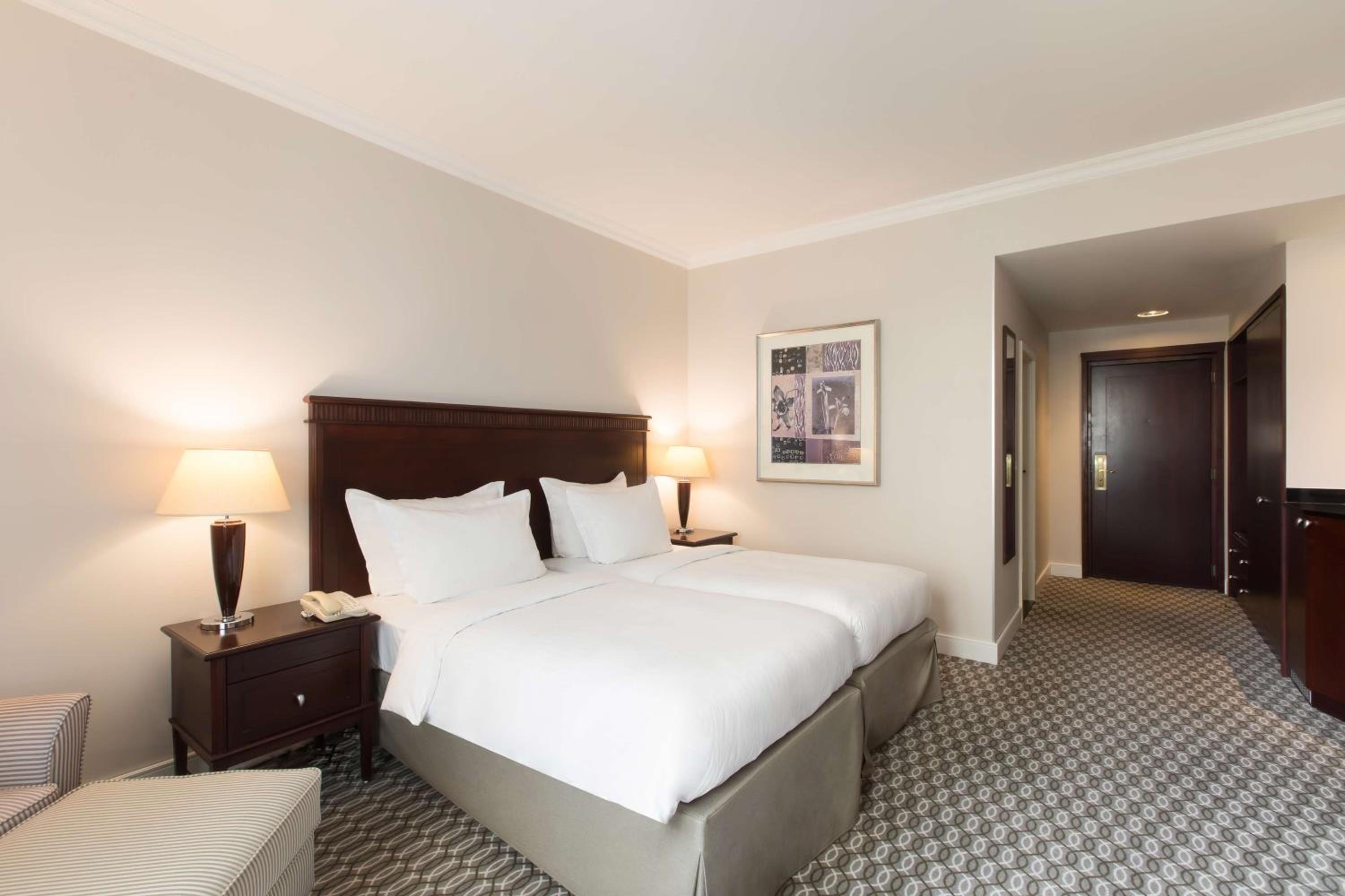 Superior Room with View - Photo 2
