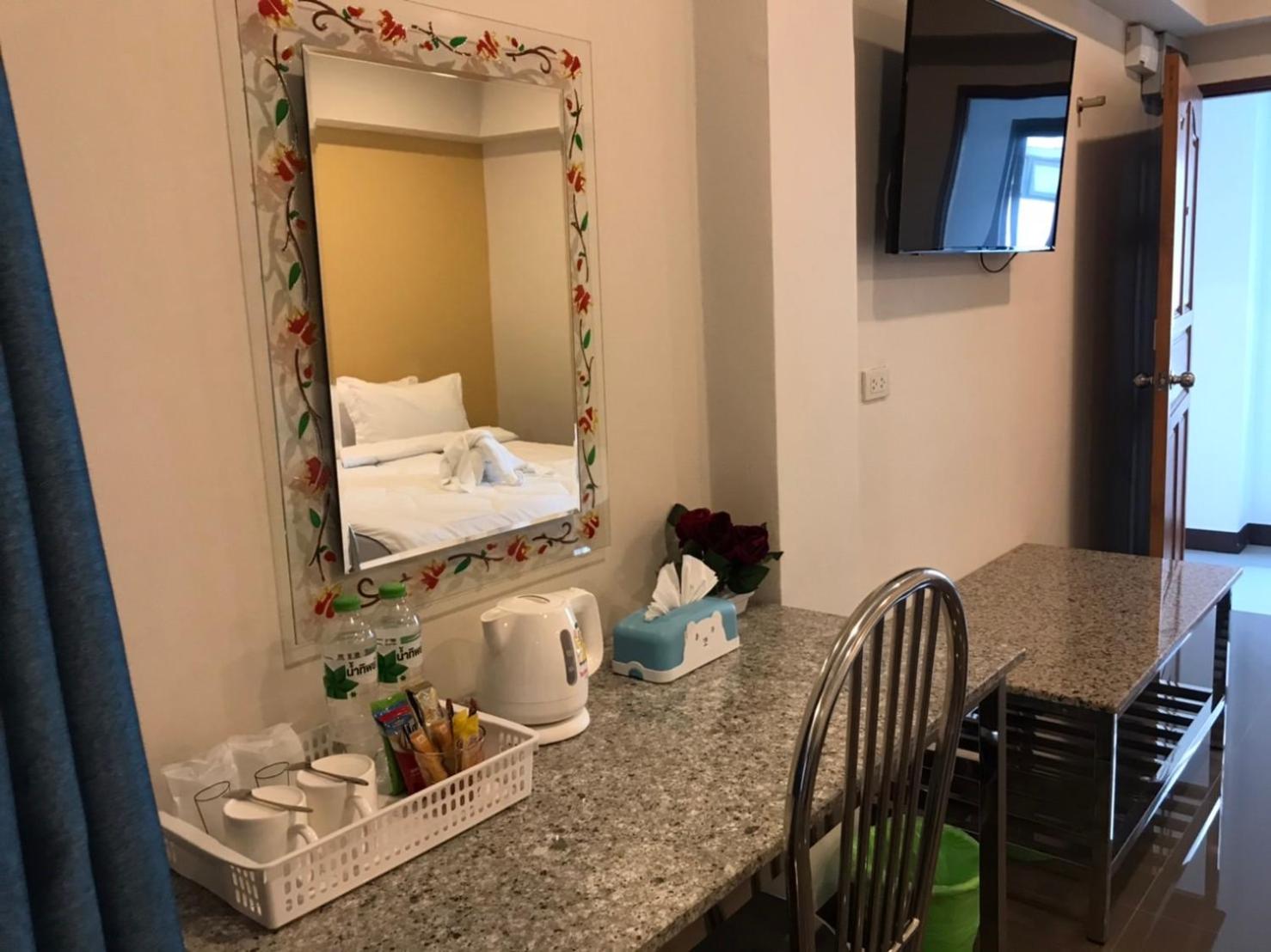 Double or Twin Room - Photo 12