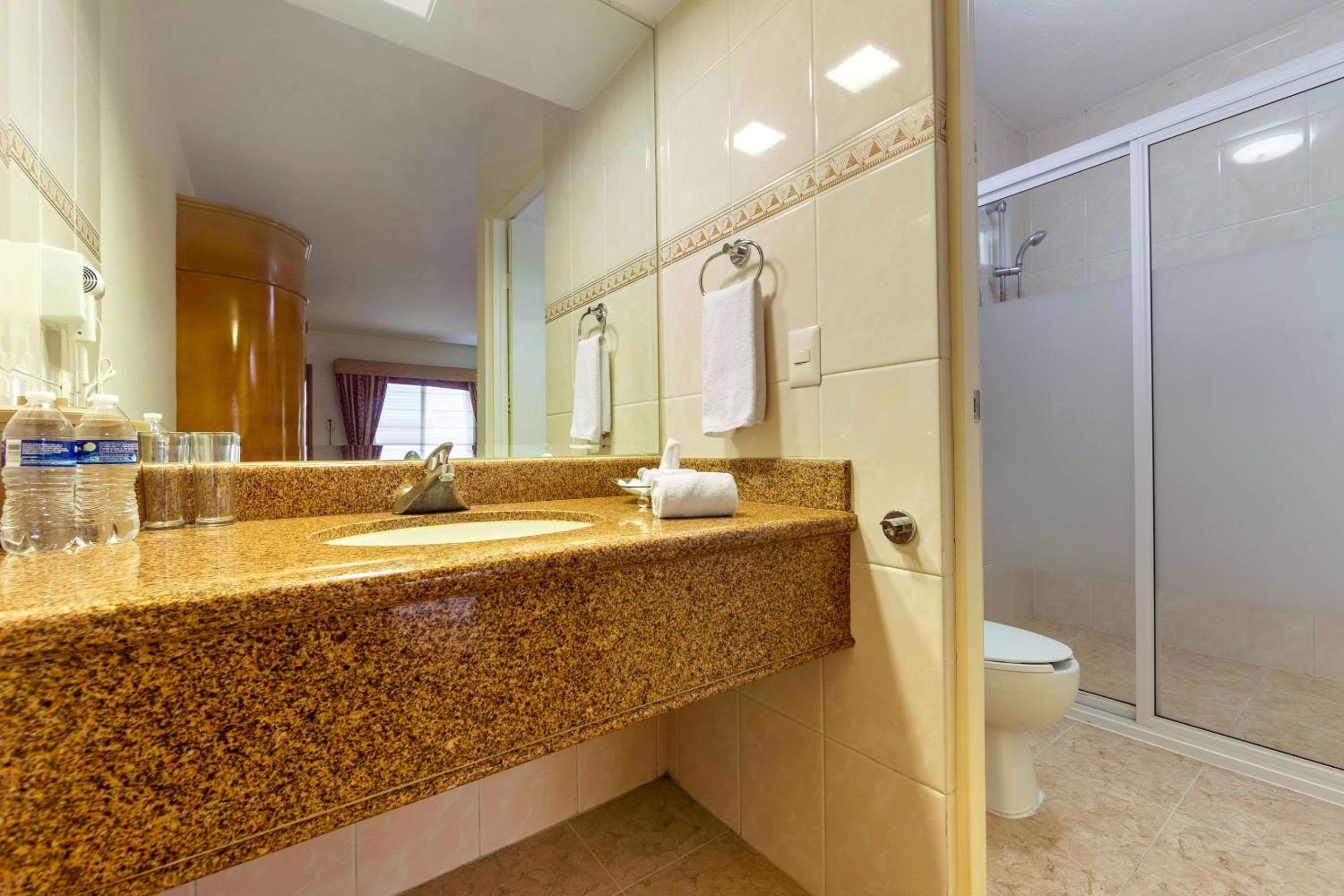 2 Double Beds, Courtyard View