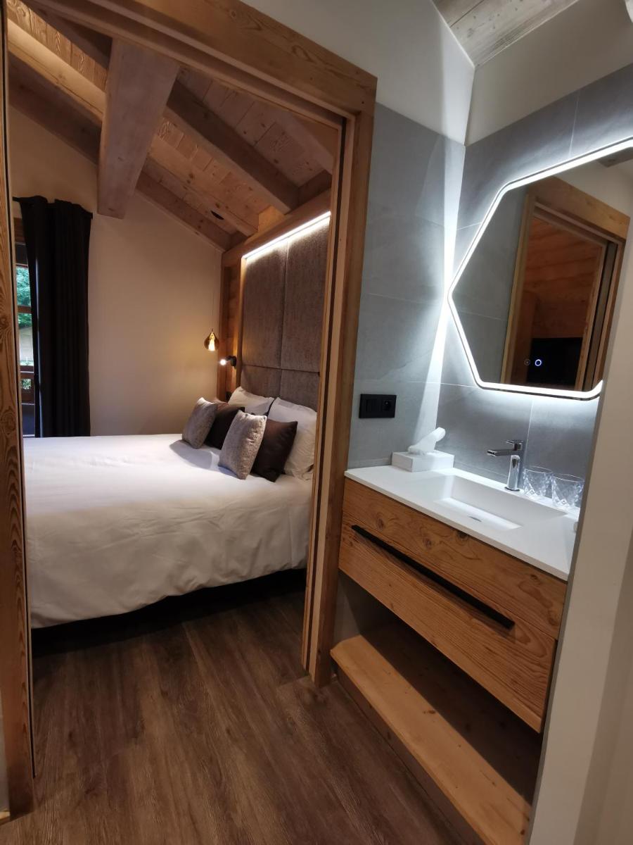 Double Room with Balcony photo 2