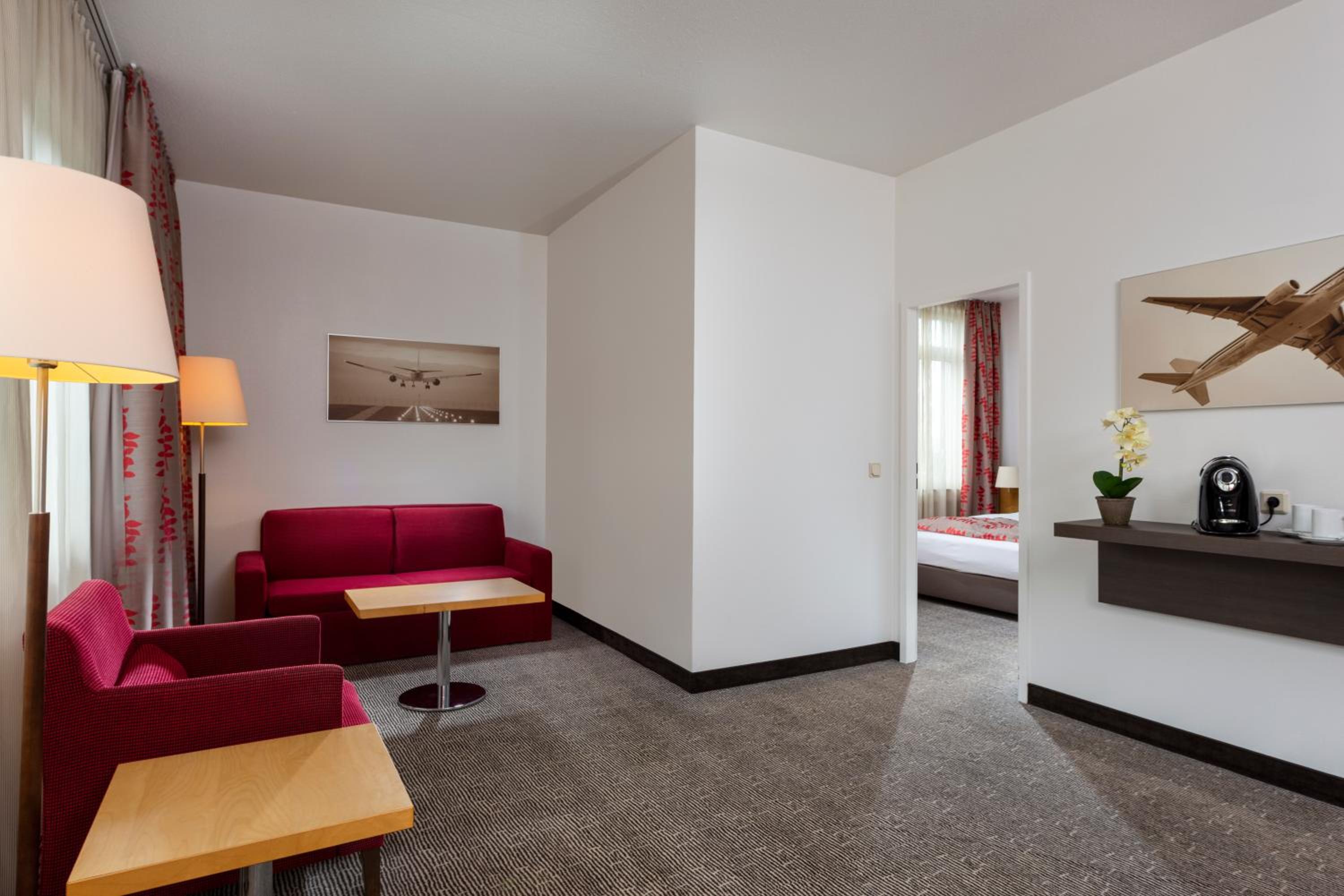 One-Bedroom Suite with Sofa Bed - Photo 1