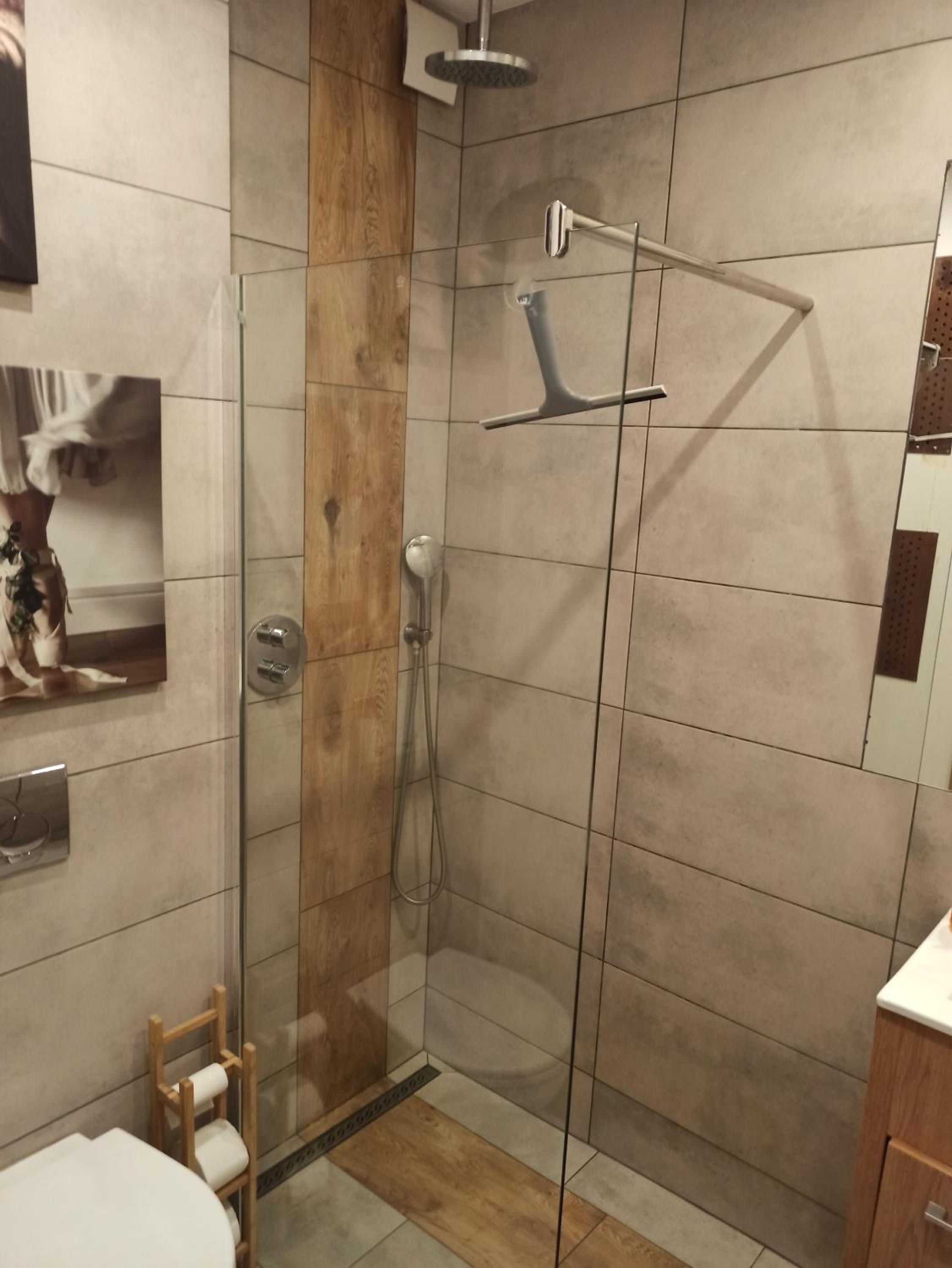 Two-Bedroom Apartment - Photo 10