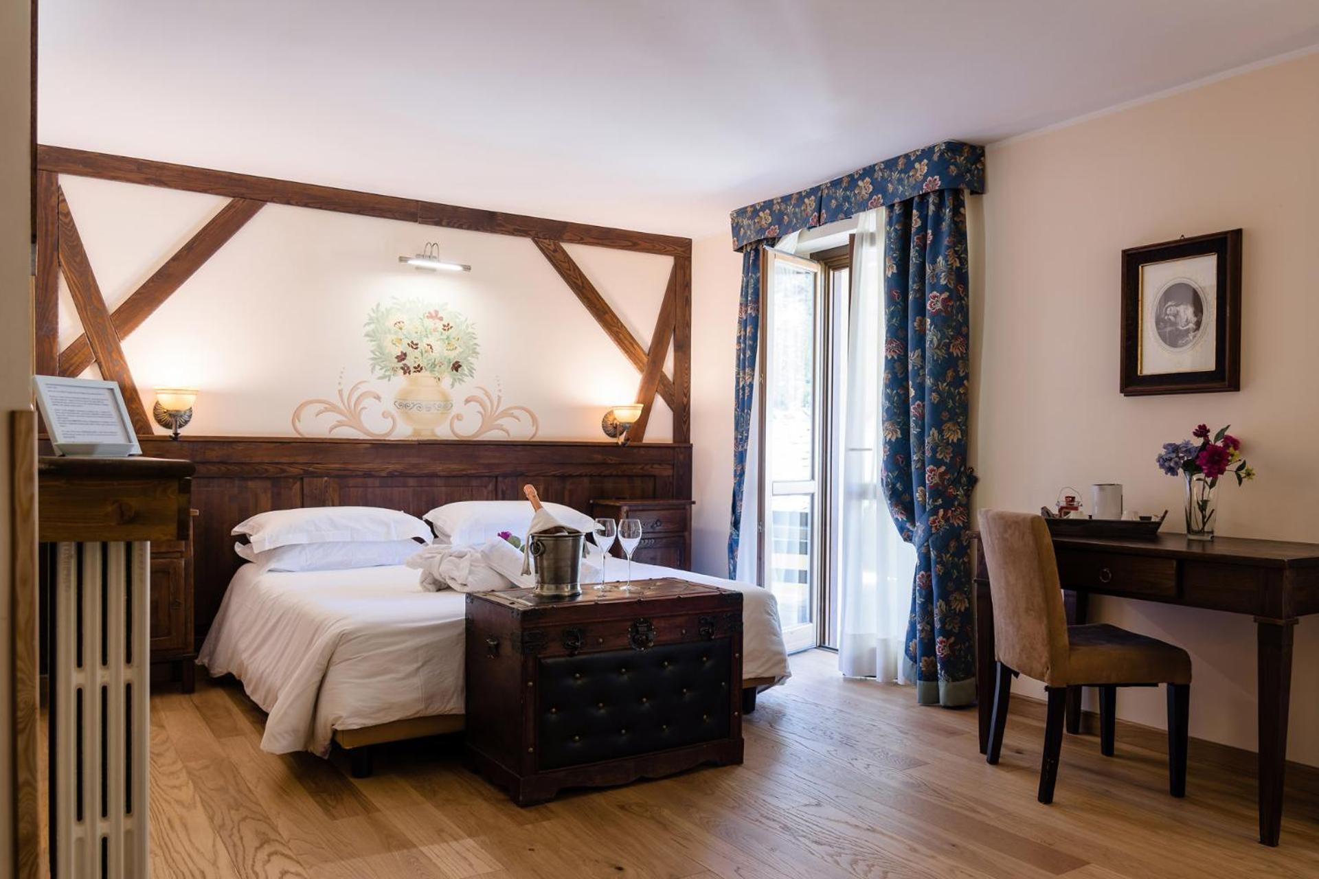 Premium Triple Room photo 3