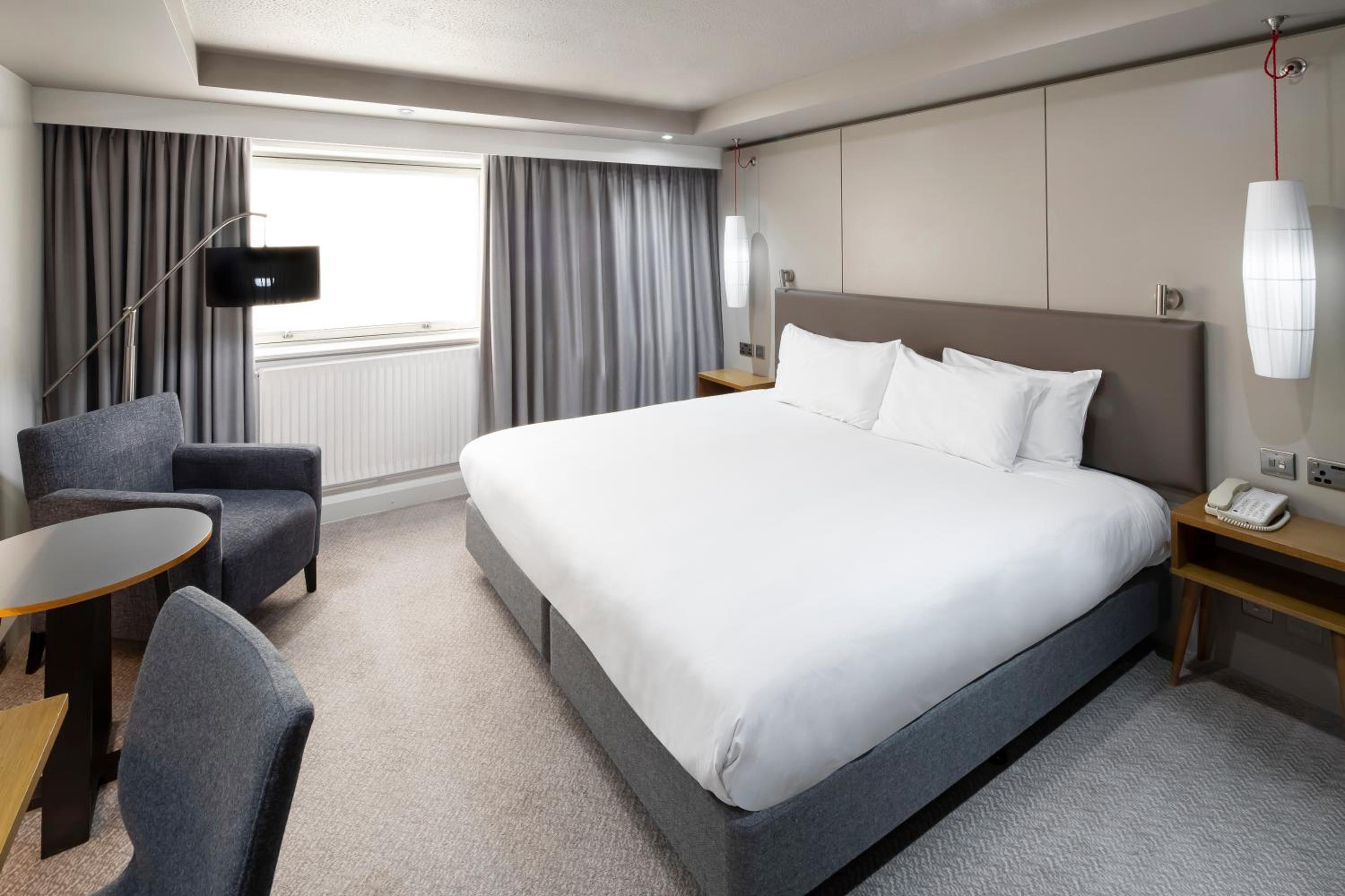 Premium Super King Room - Photo 15