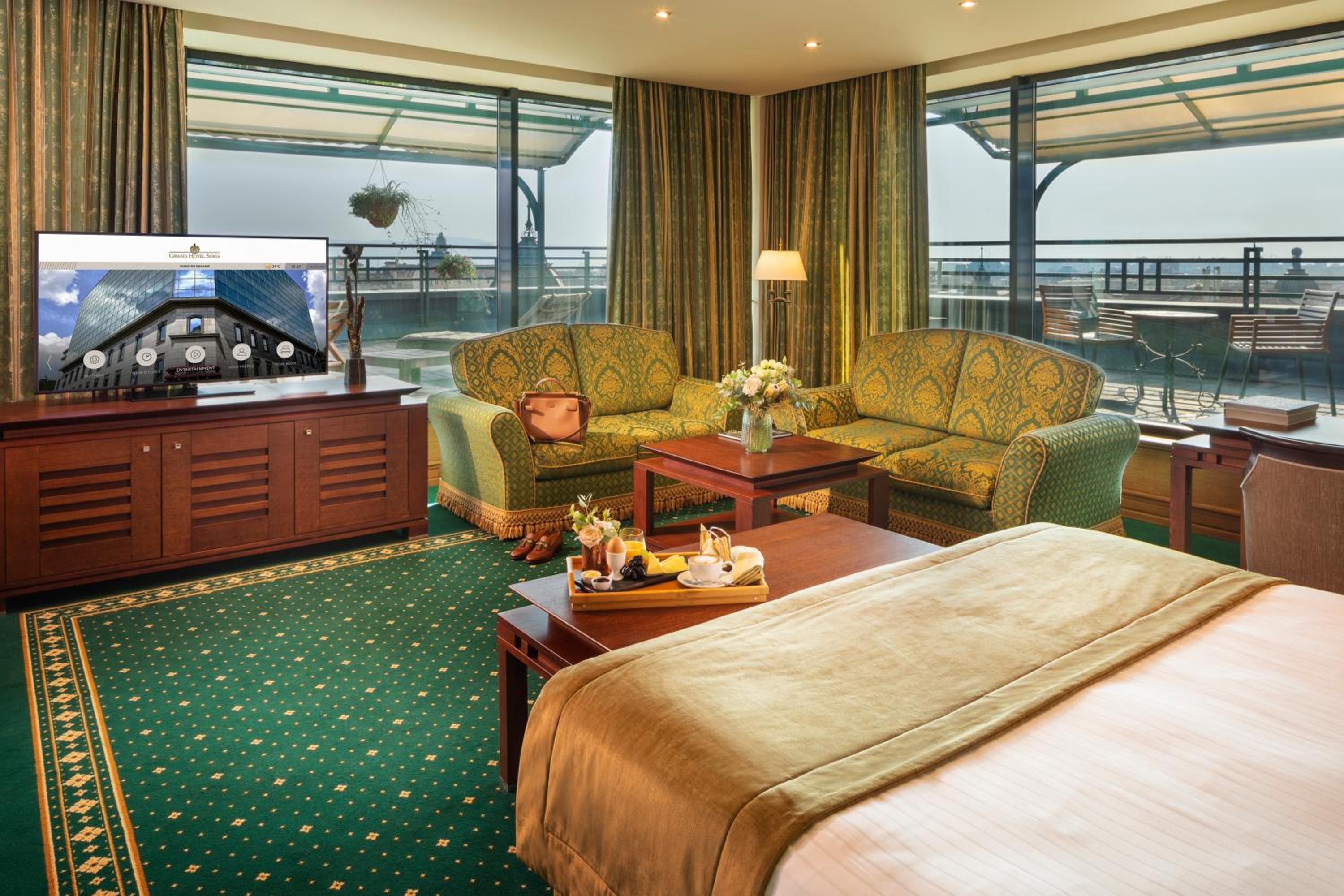 Panorama Suite on the Top Floor with Terrace and Free Transfers - Photo 1