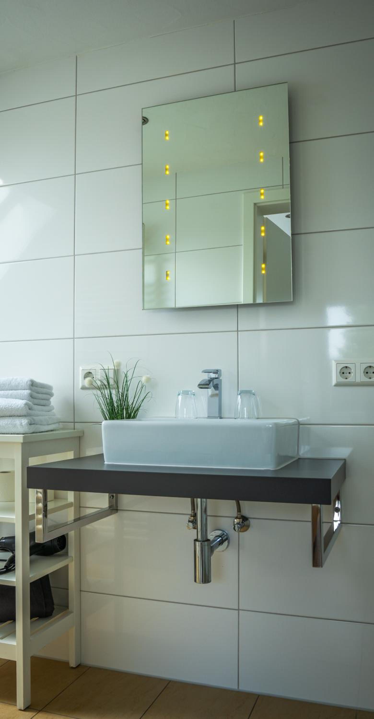 Small studio with kitchenette - Photo 9