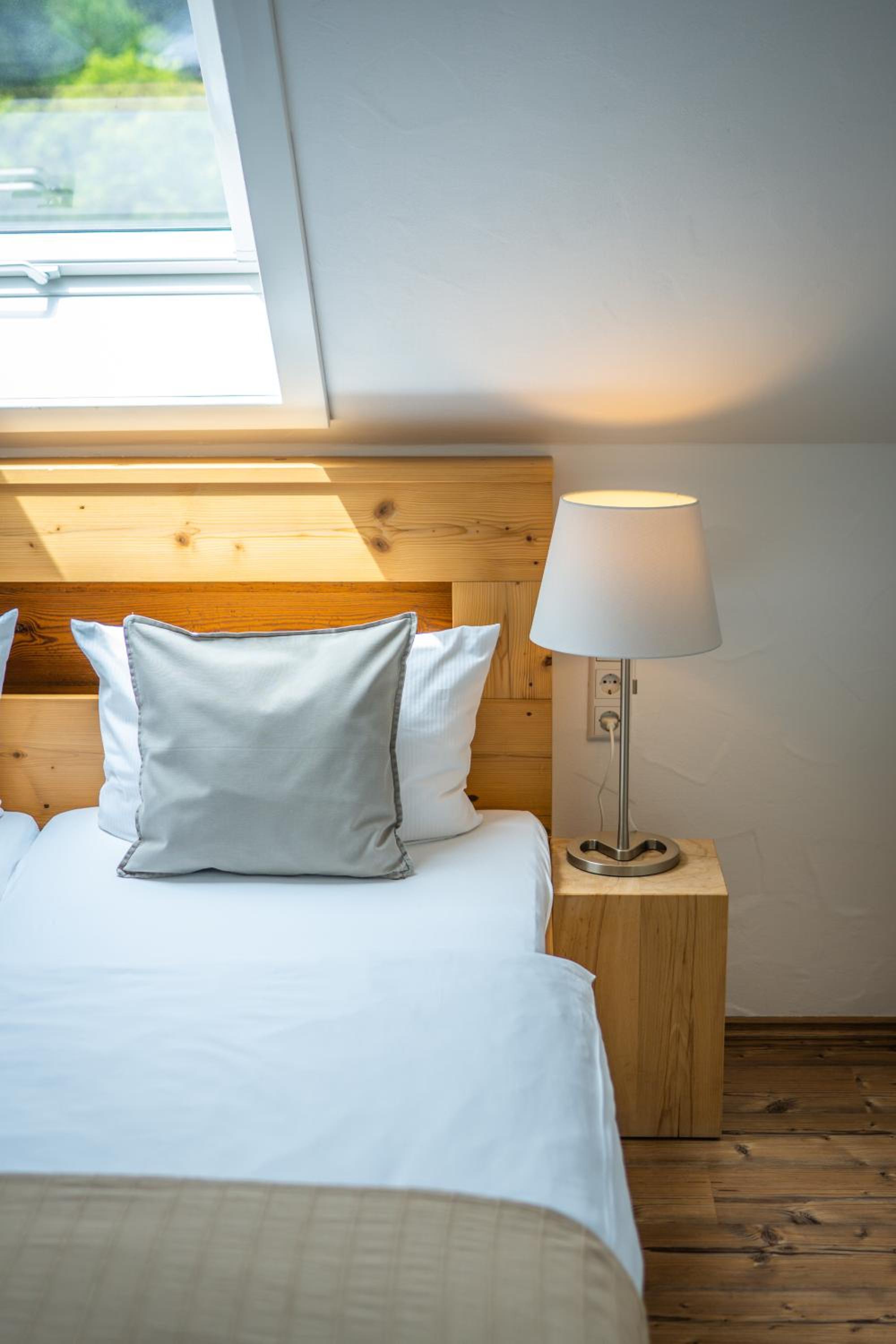Classic Double Room - Photo 12