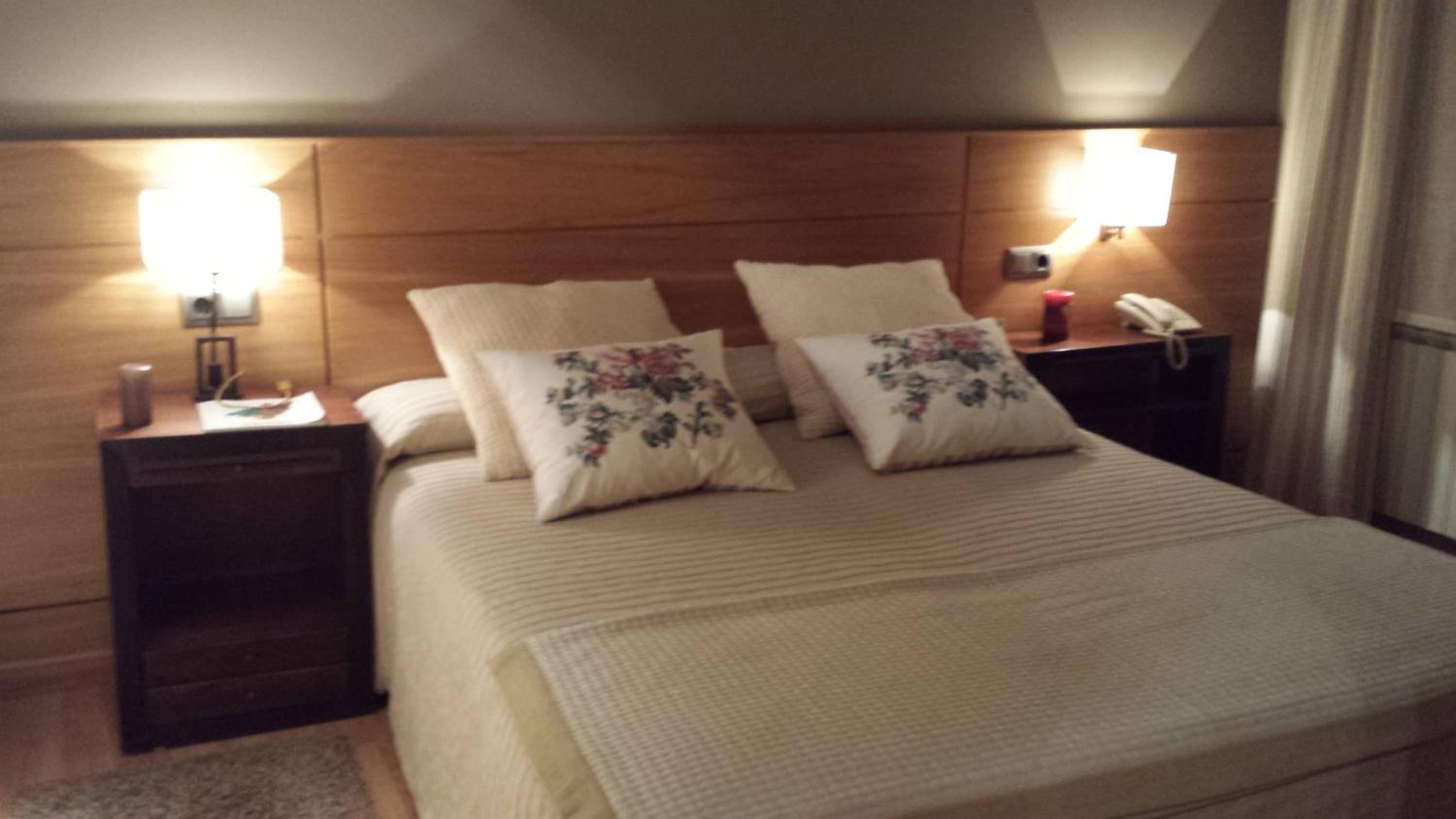 Double or Twin Room - Photo 1