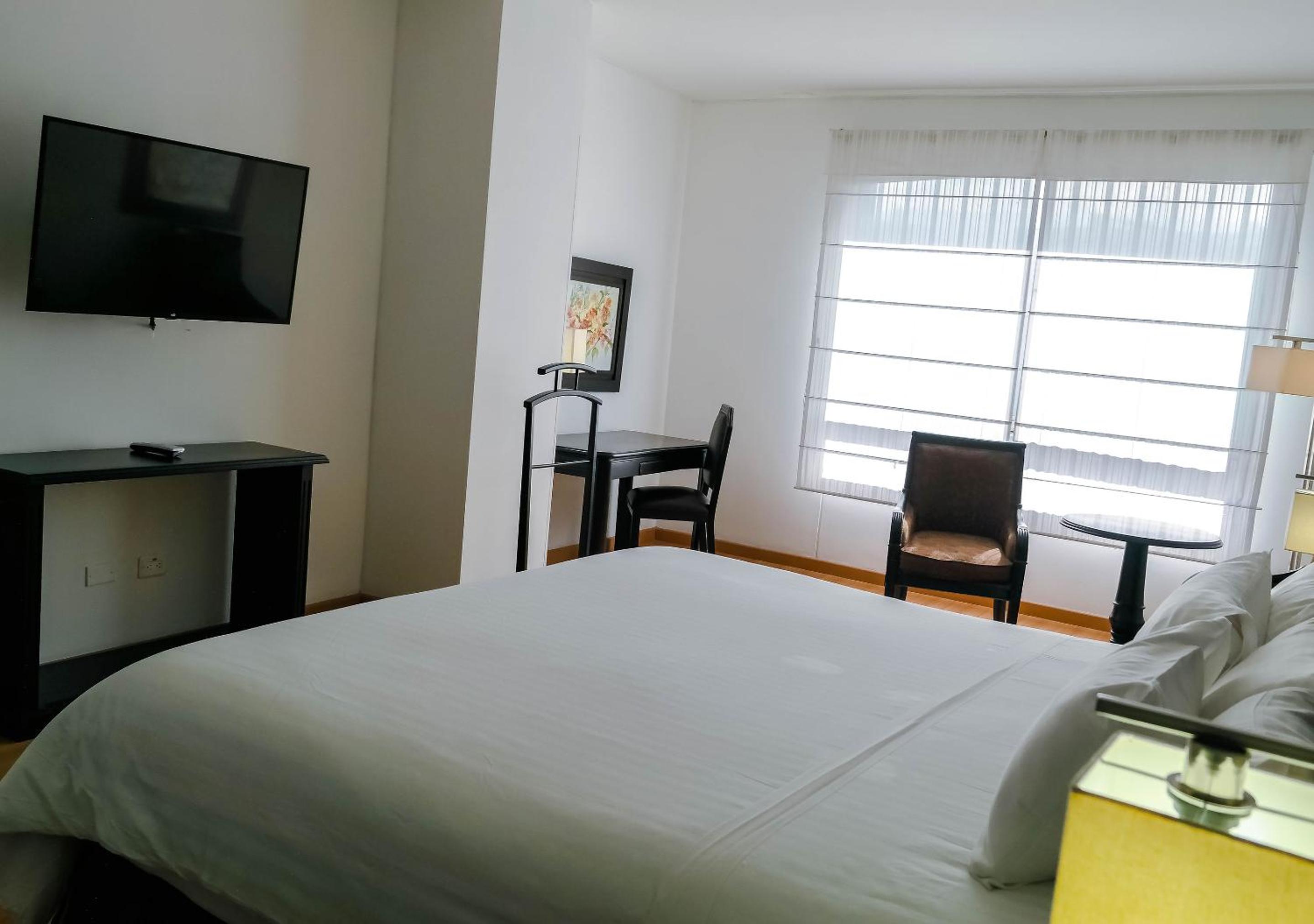 Double Room - Photo 5