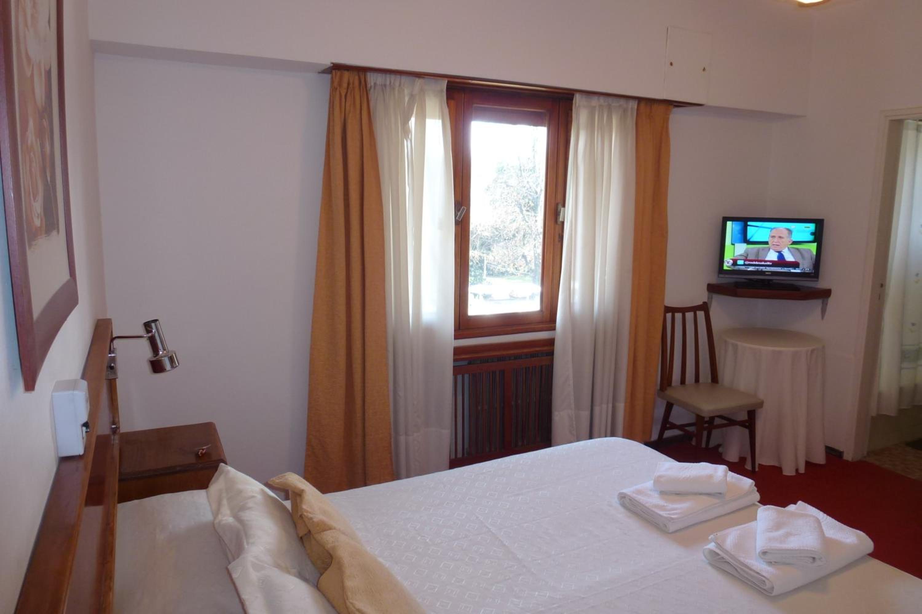 Habitación Matrimonial photo 2