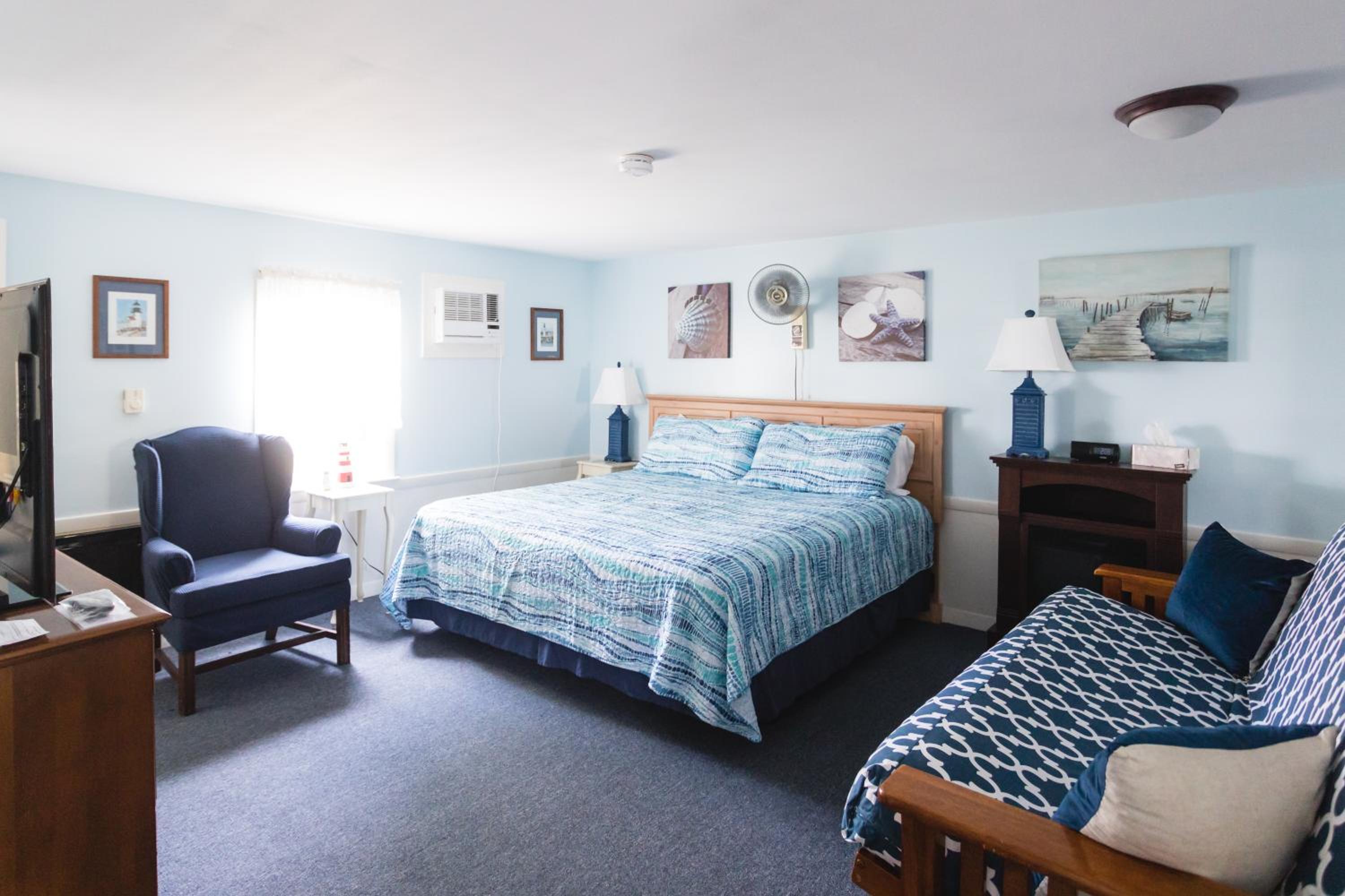 King Room with Futon