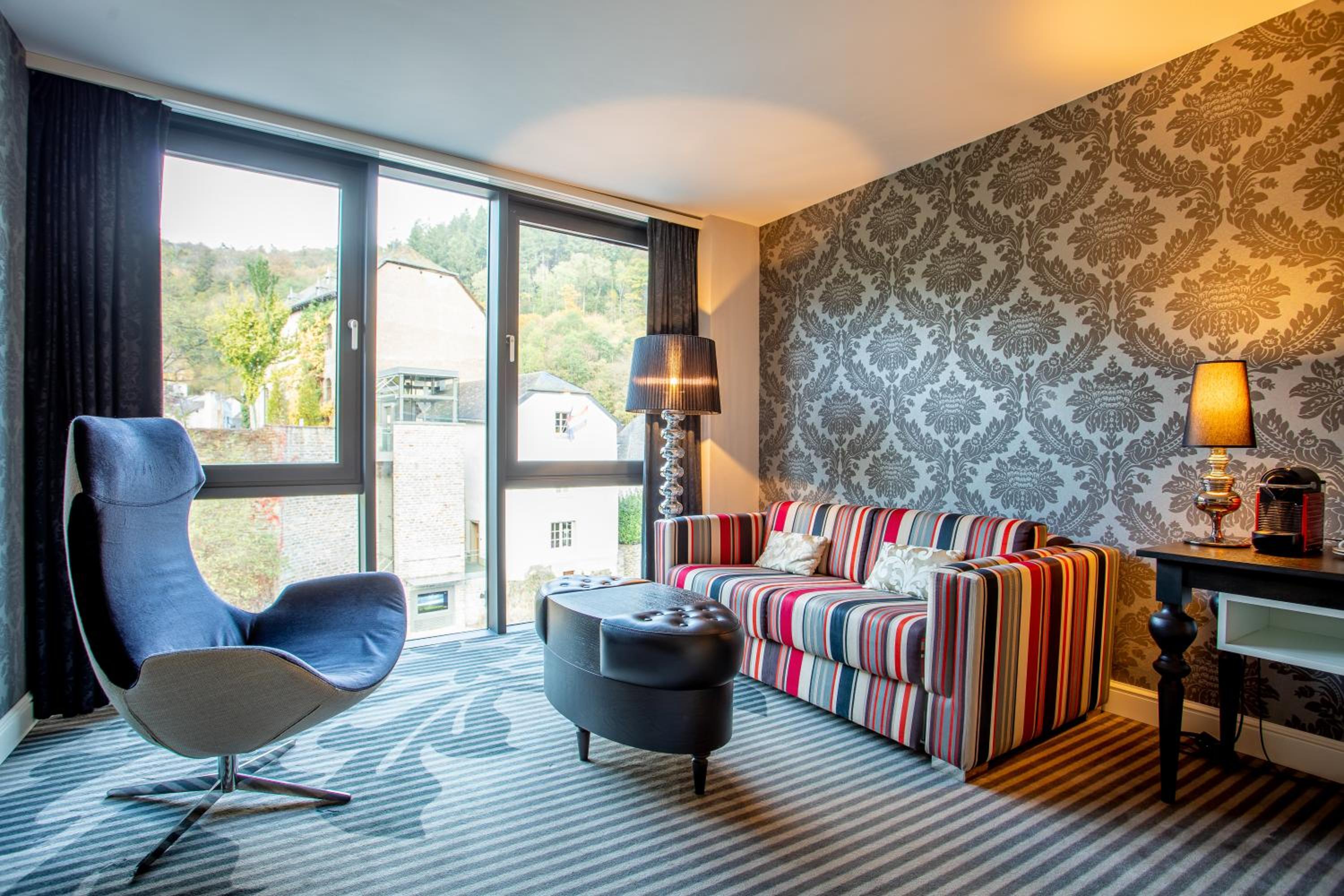 Suite - Photo 12