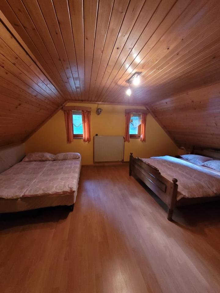 Three-Bedroom House photo 2