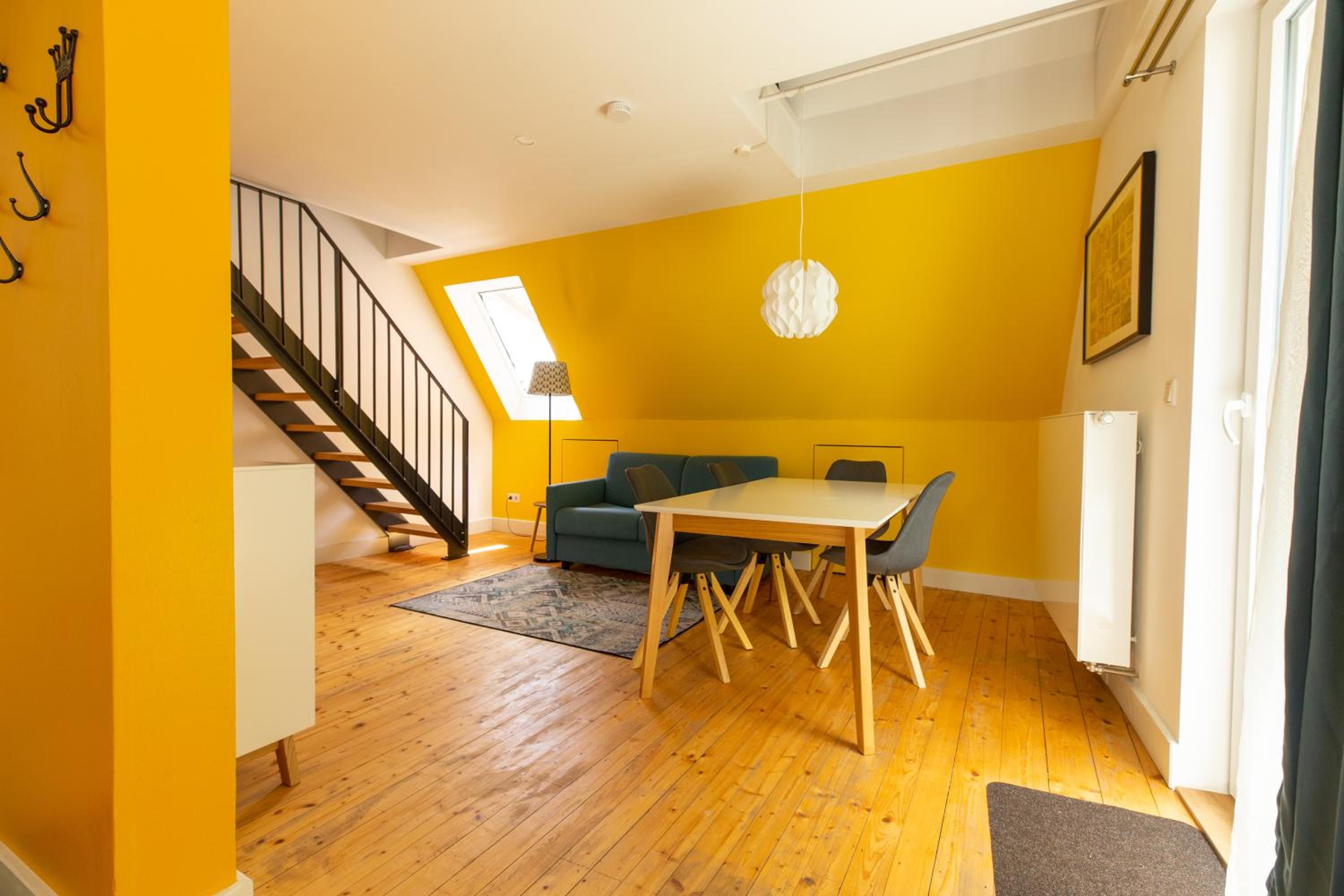 Apartment - Split Level