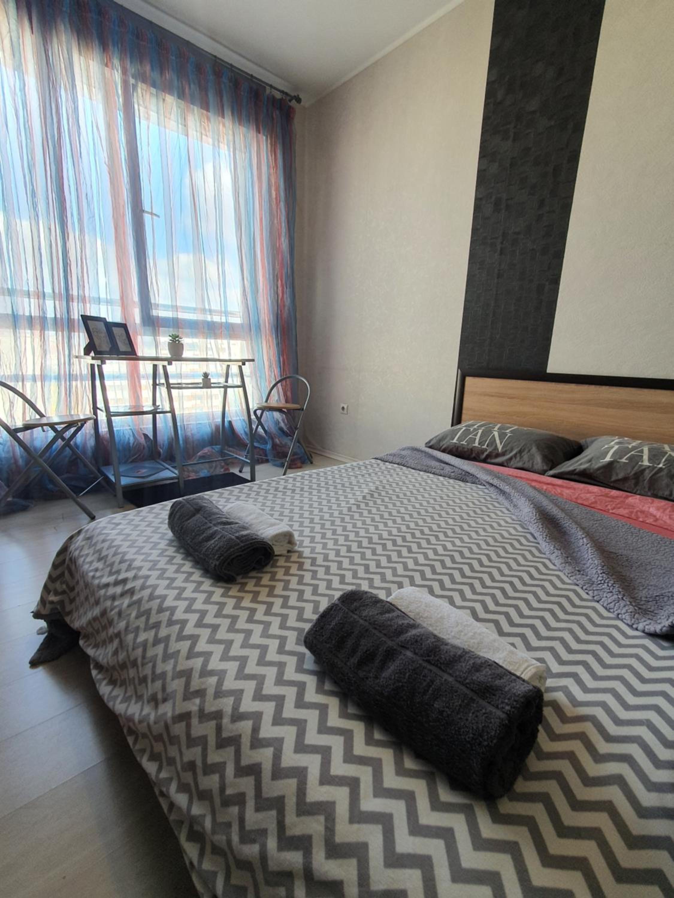 One-Bedroom Apartment - Photo 9