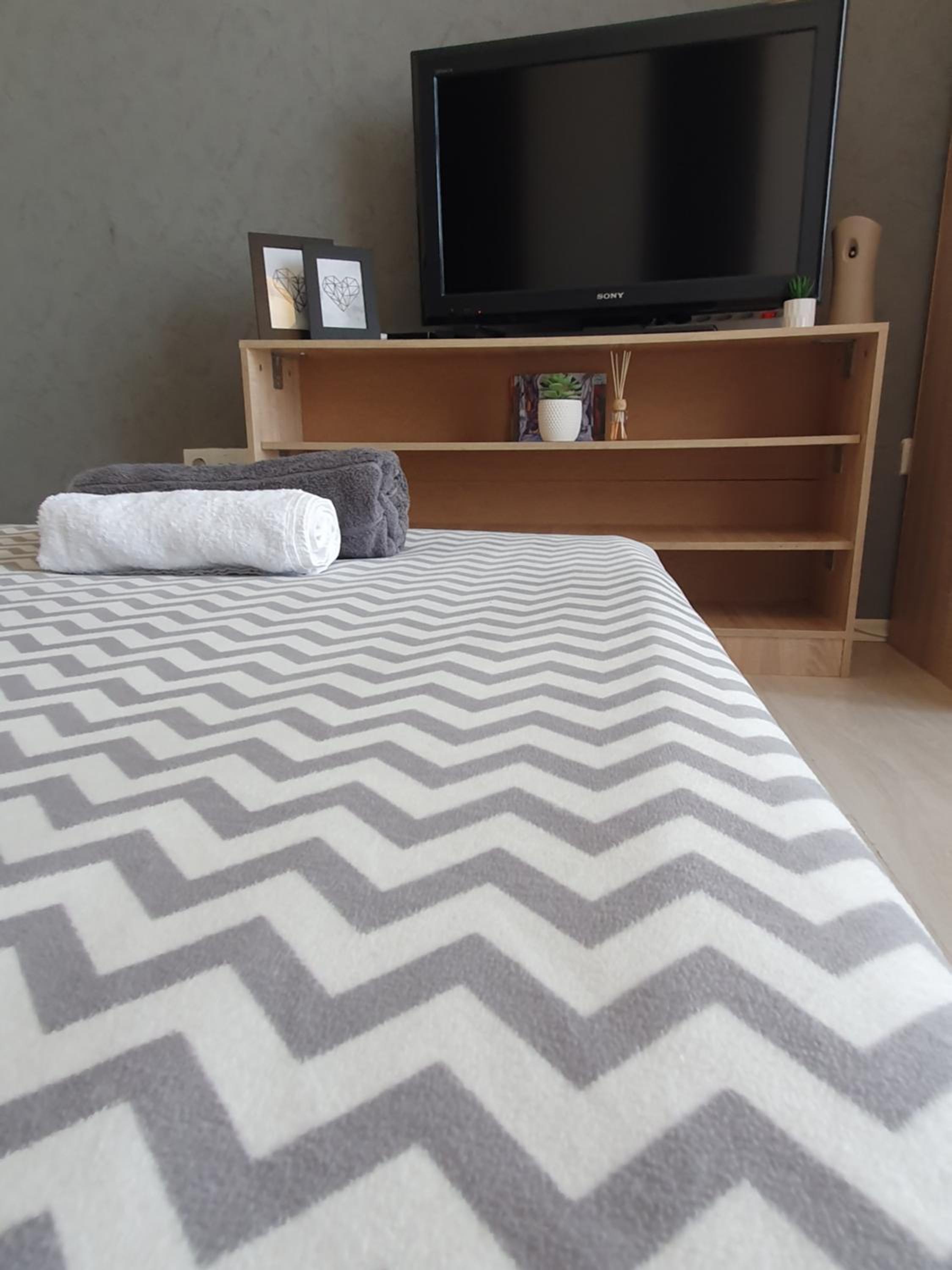 One-Bedroom Apartment - Photo 26