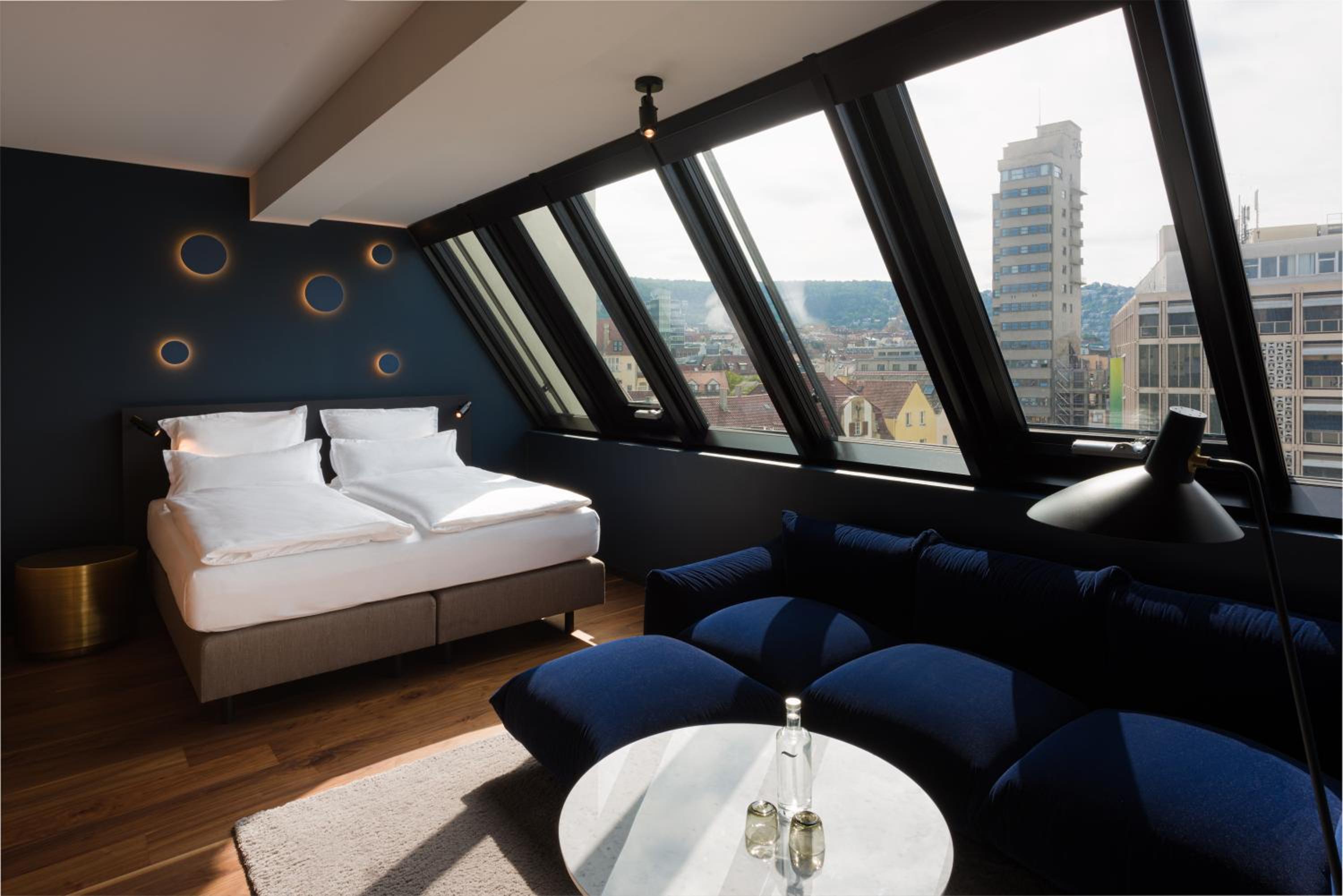 Emi Suite - Photo 4