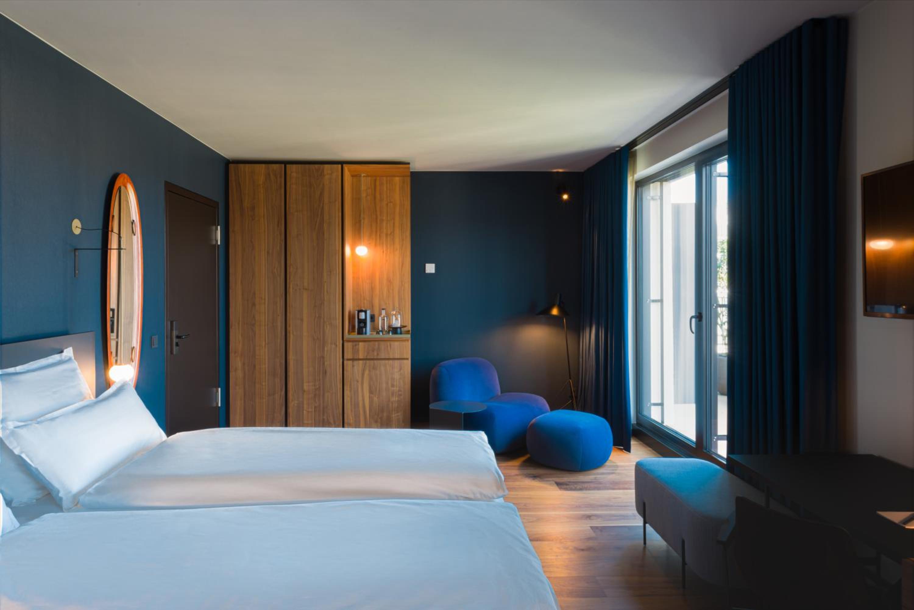 Emi Suite - Photo 6