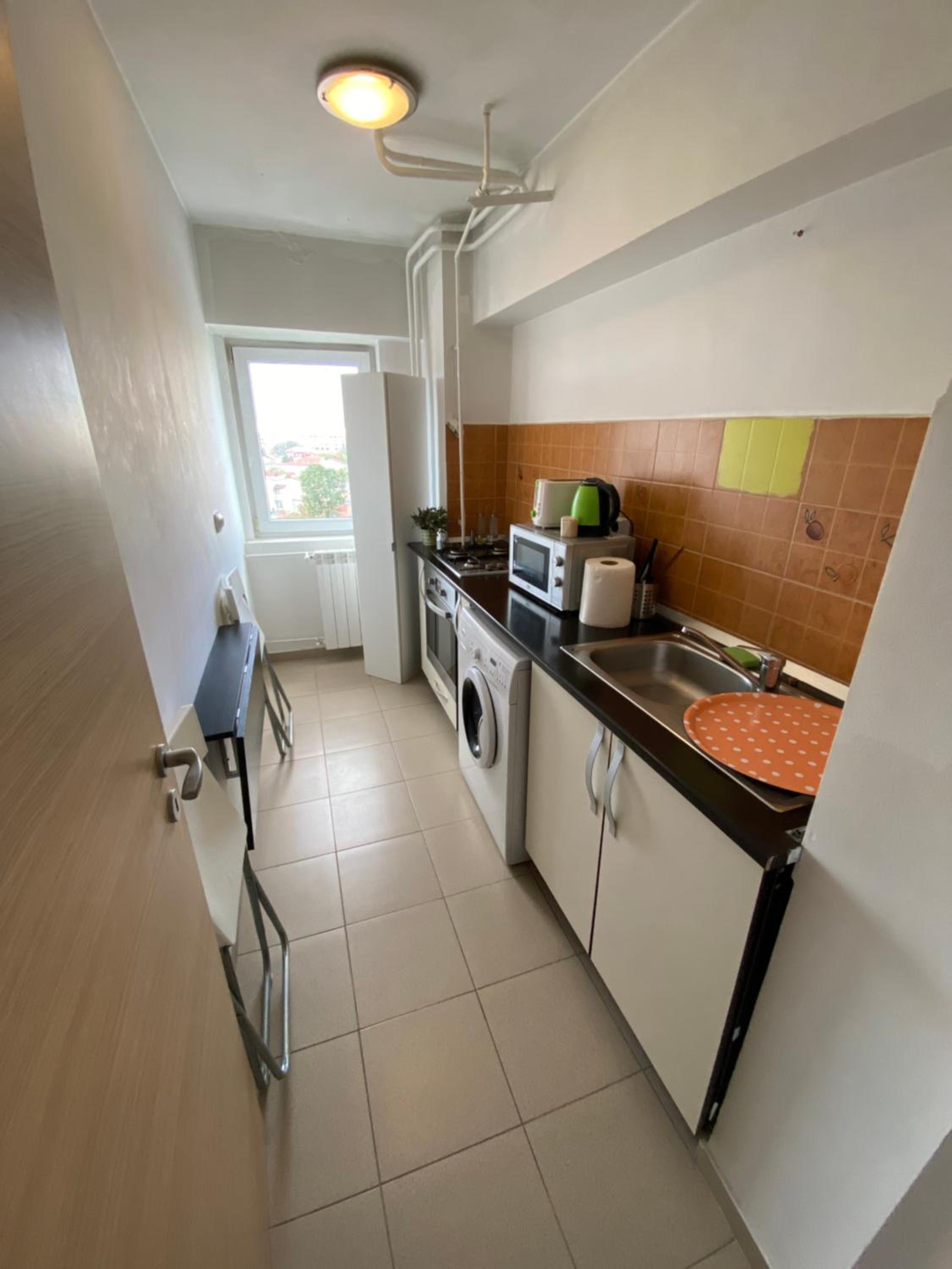 Studio Apartment - Photo 15