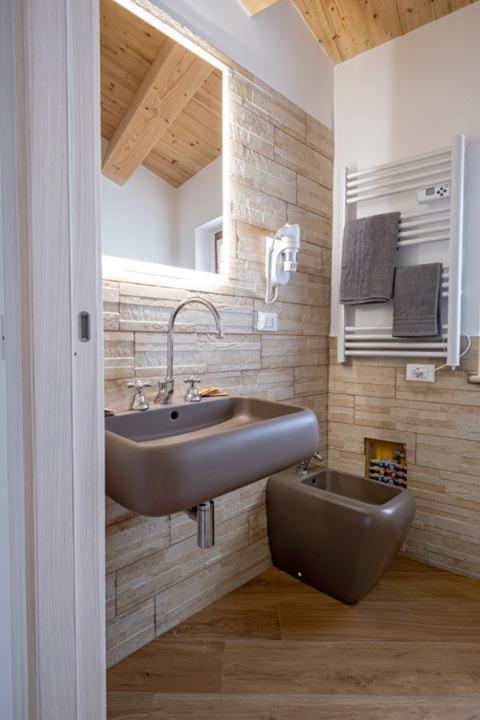 Penthouse Apartment - Photo 3