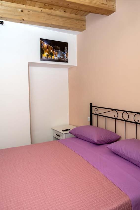 Apartment - Photo 2