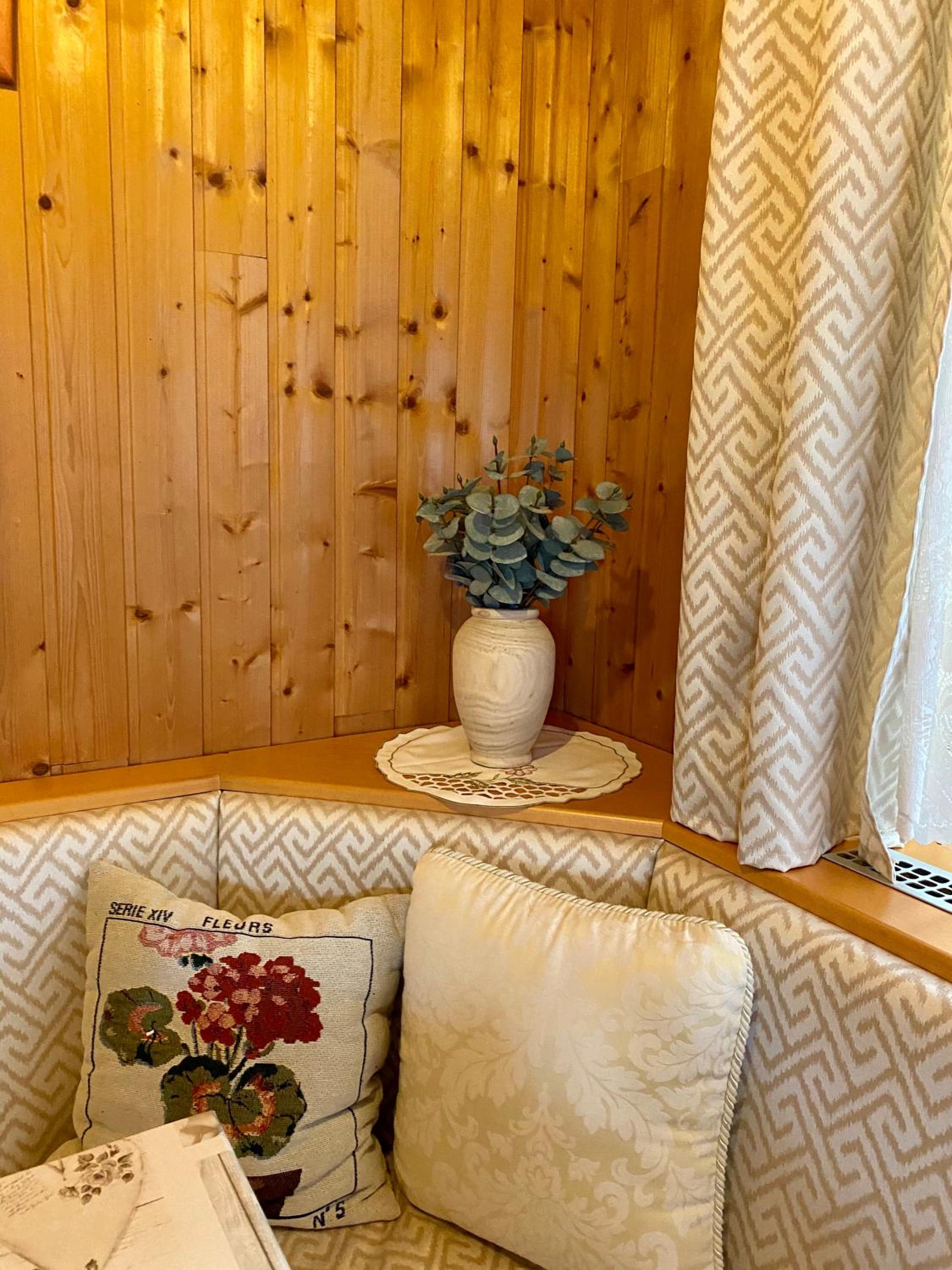 Apartment with Garden View photo 3
