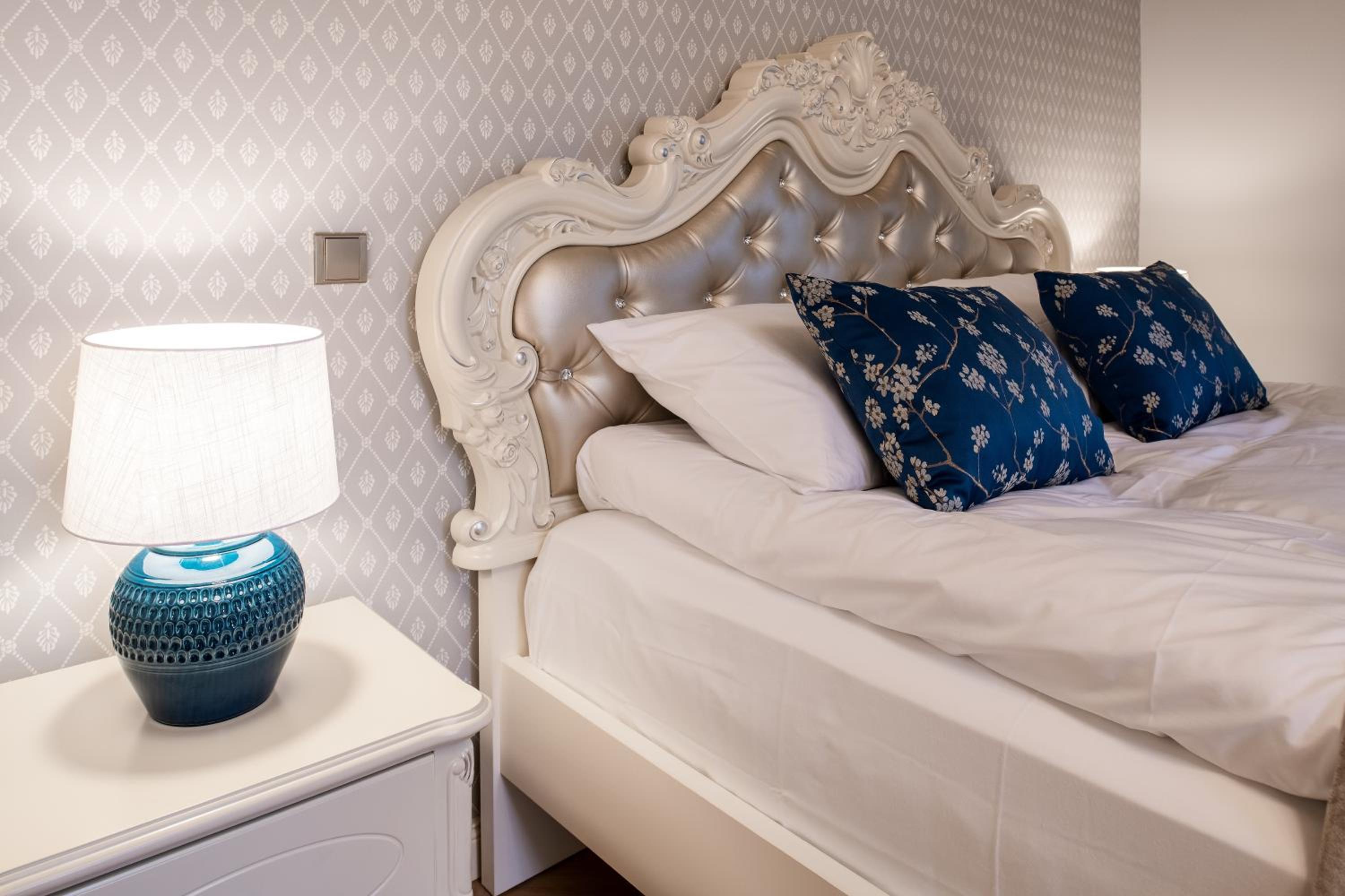 Large Double Room photo 2