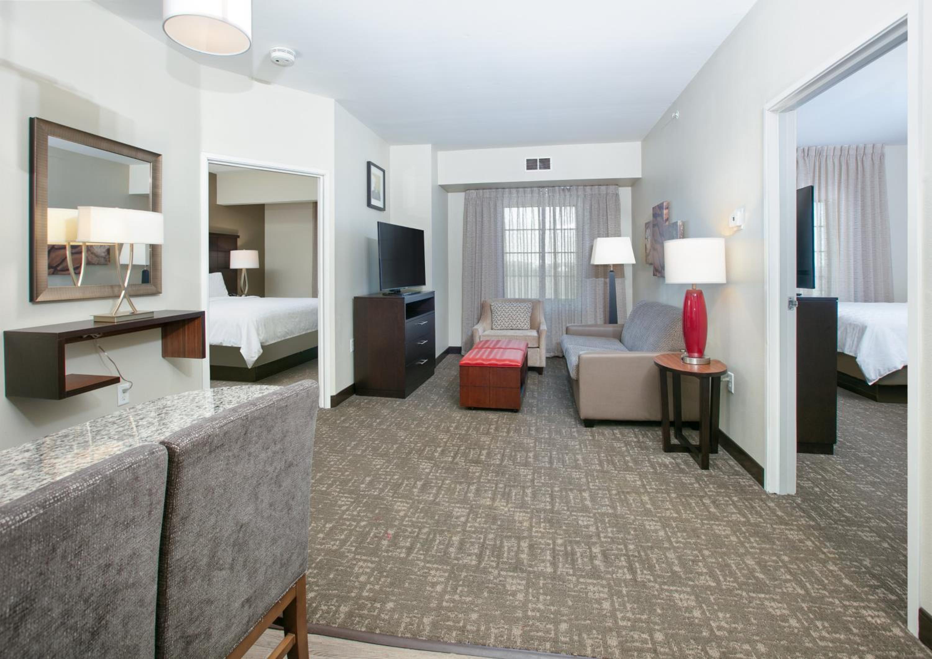 Studio Suite - Photo 3