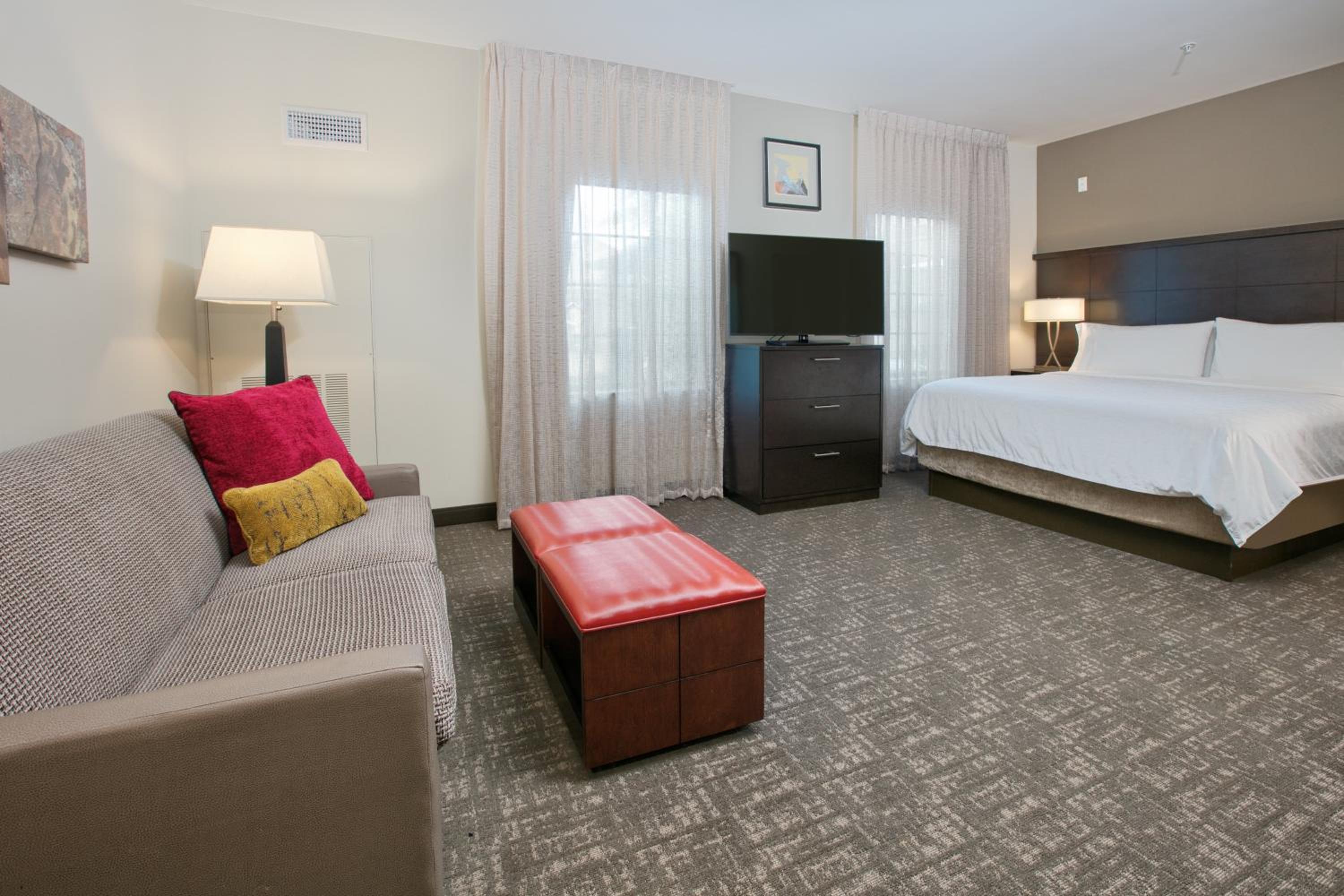 Studio Suite - Photo 10