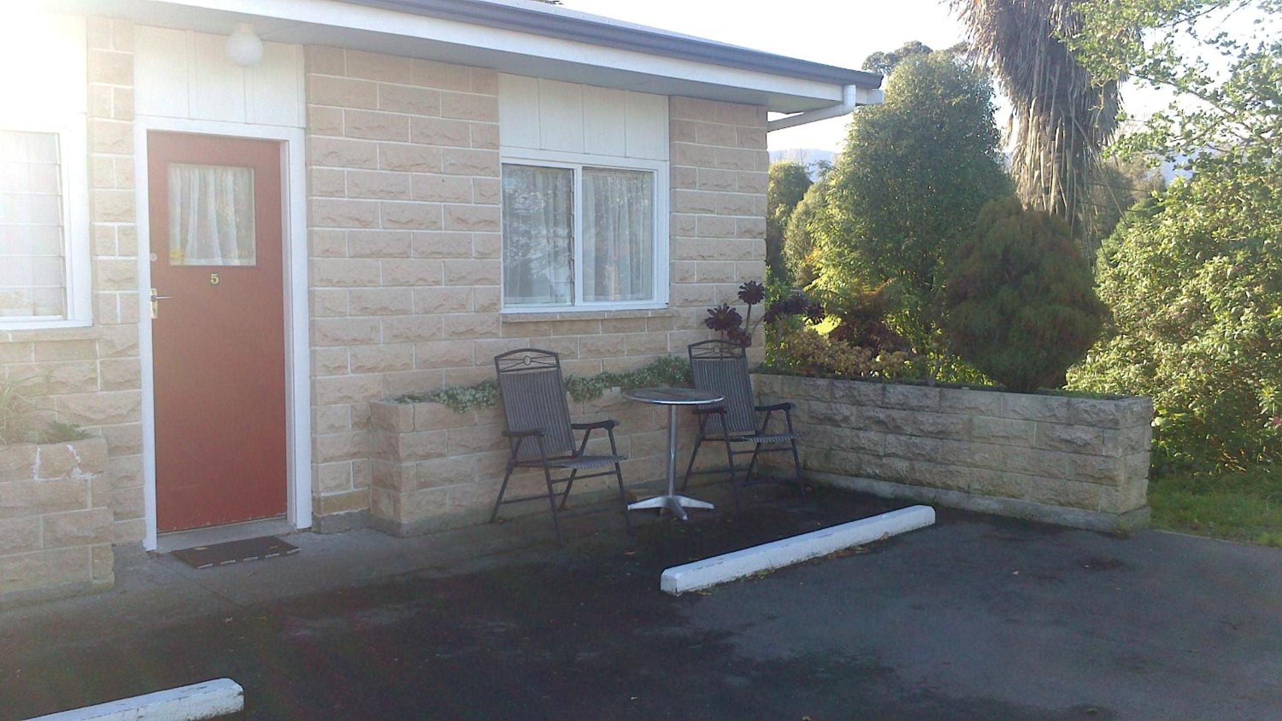 Family Room - Photo 1