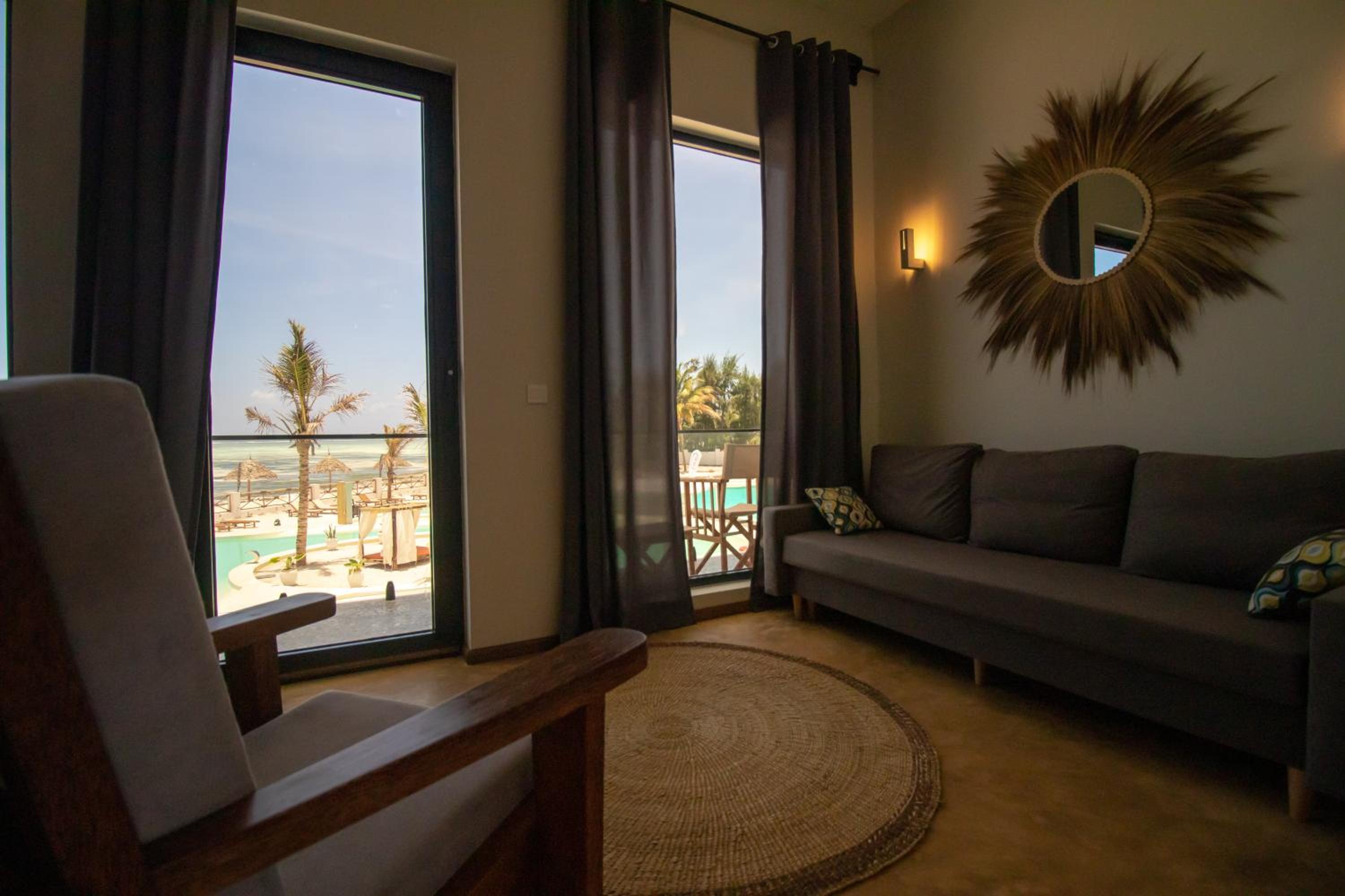 Junior Suite with Ocean View photo 3