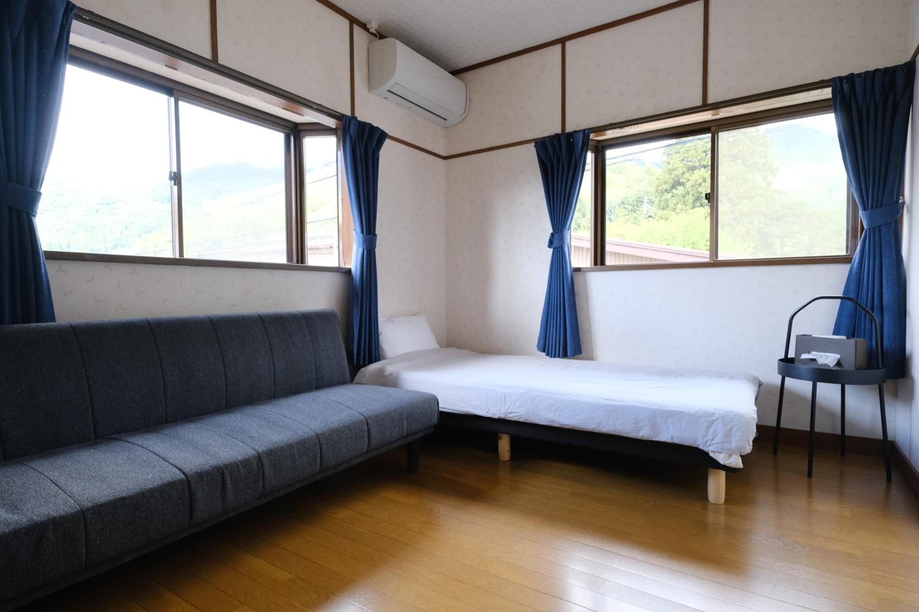 Villa photo 2
