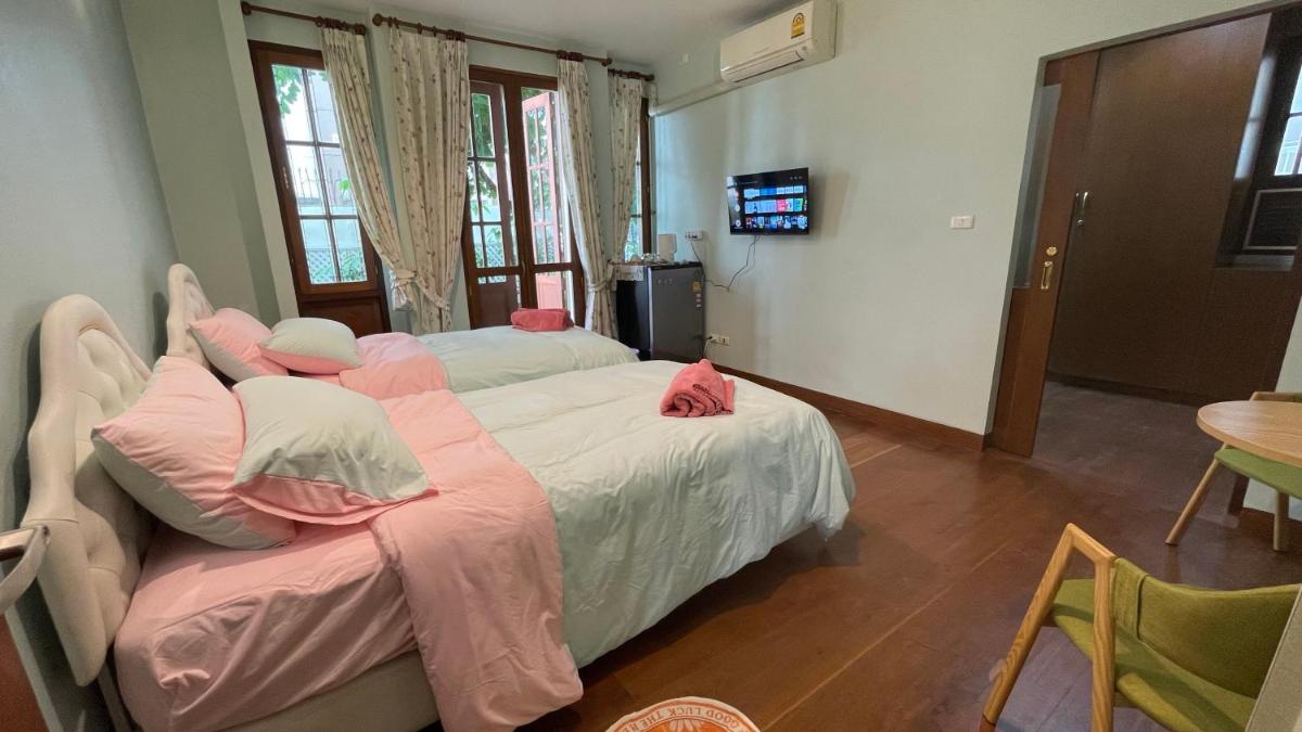 Twin Room - Disability Access photo 2