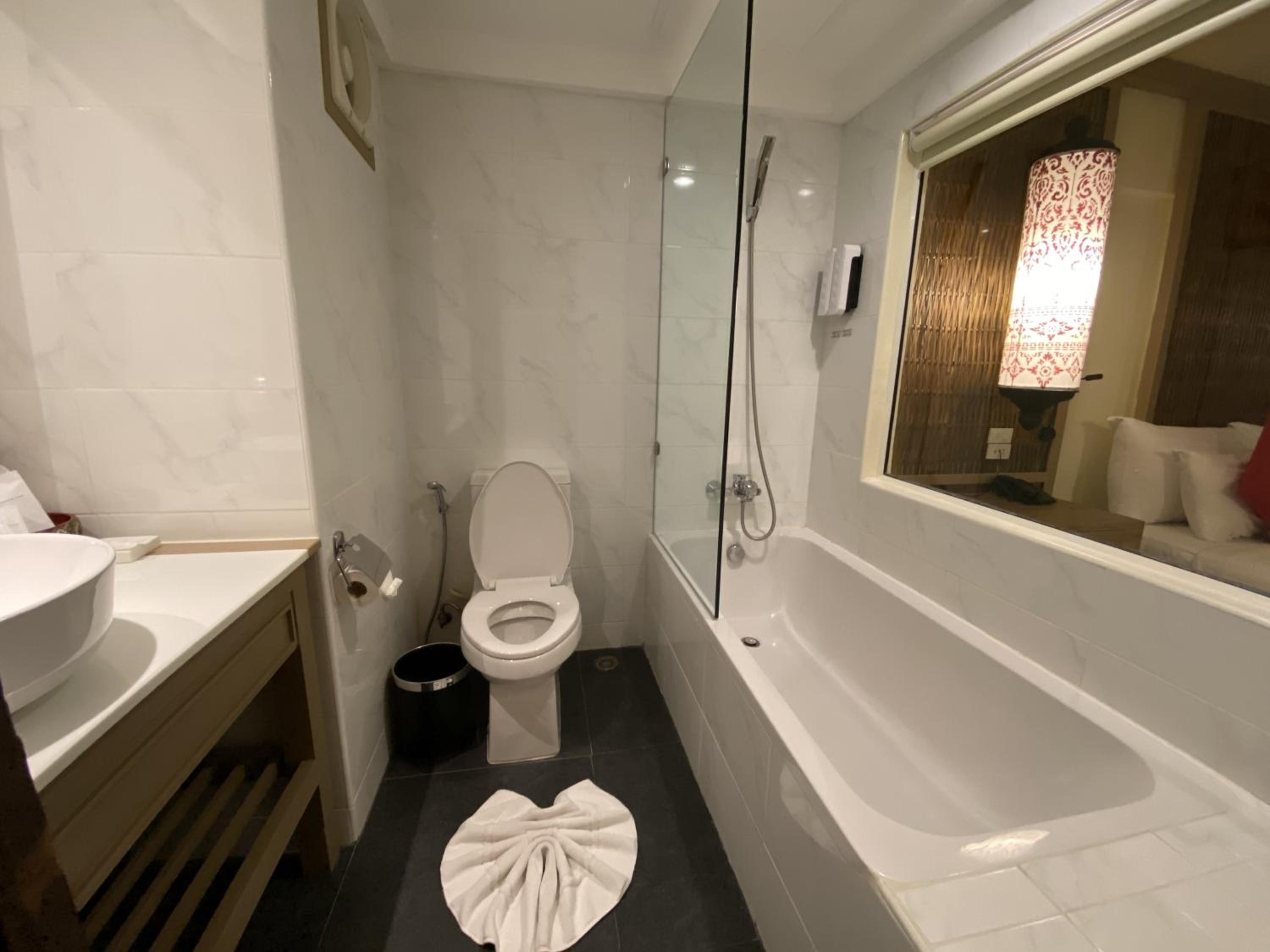 Naga Double Room with Bath - Photo 2