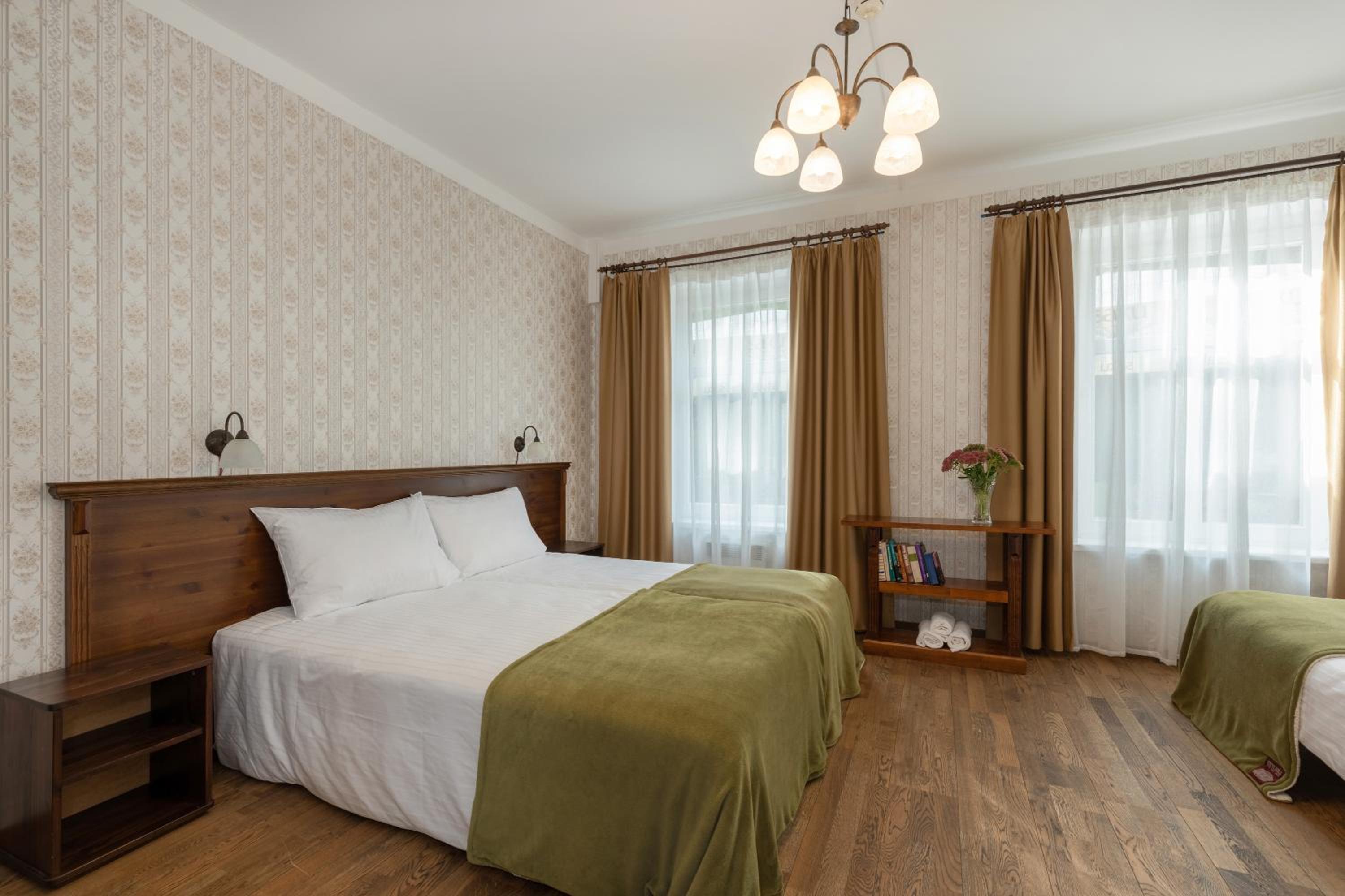 Deluxe Triple Room - Photo 5