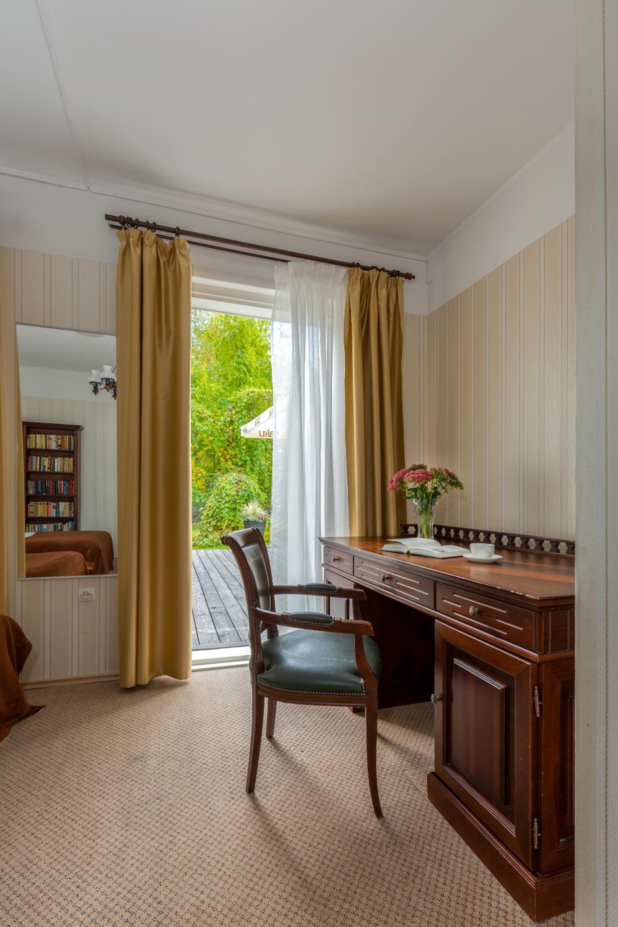 Twin Room with Terrace - Photo 5