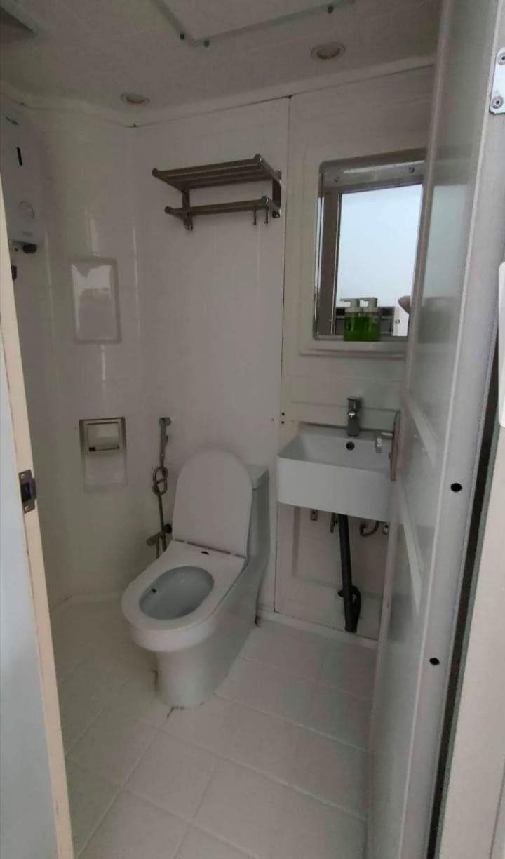Queen Room with Pool View photo 1