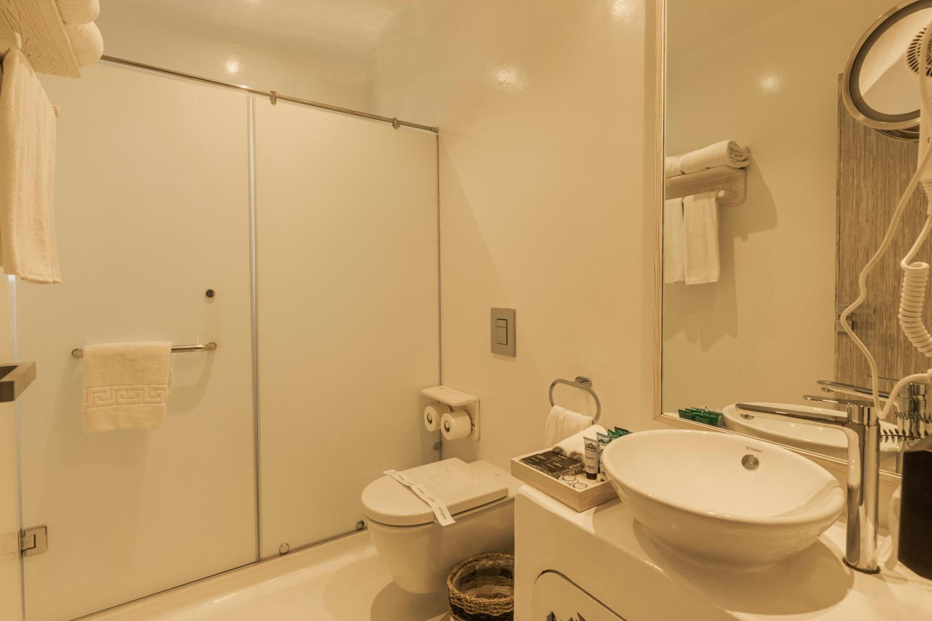 Royal Villa - Photo 6