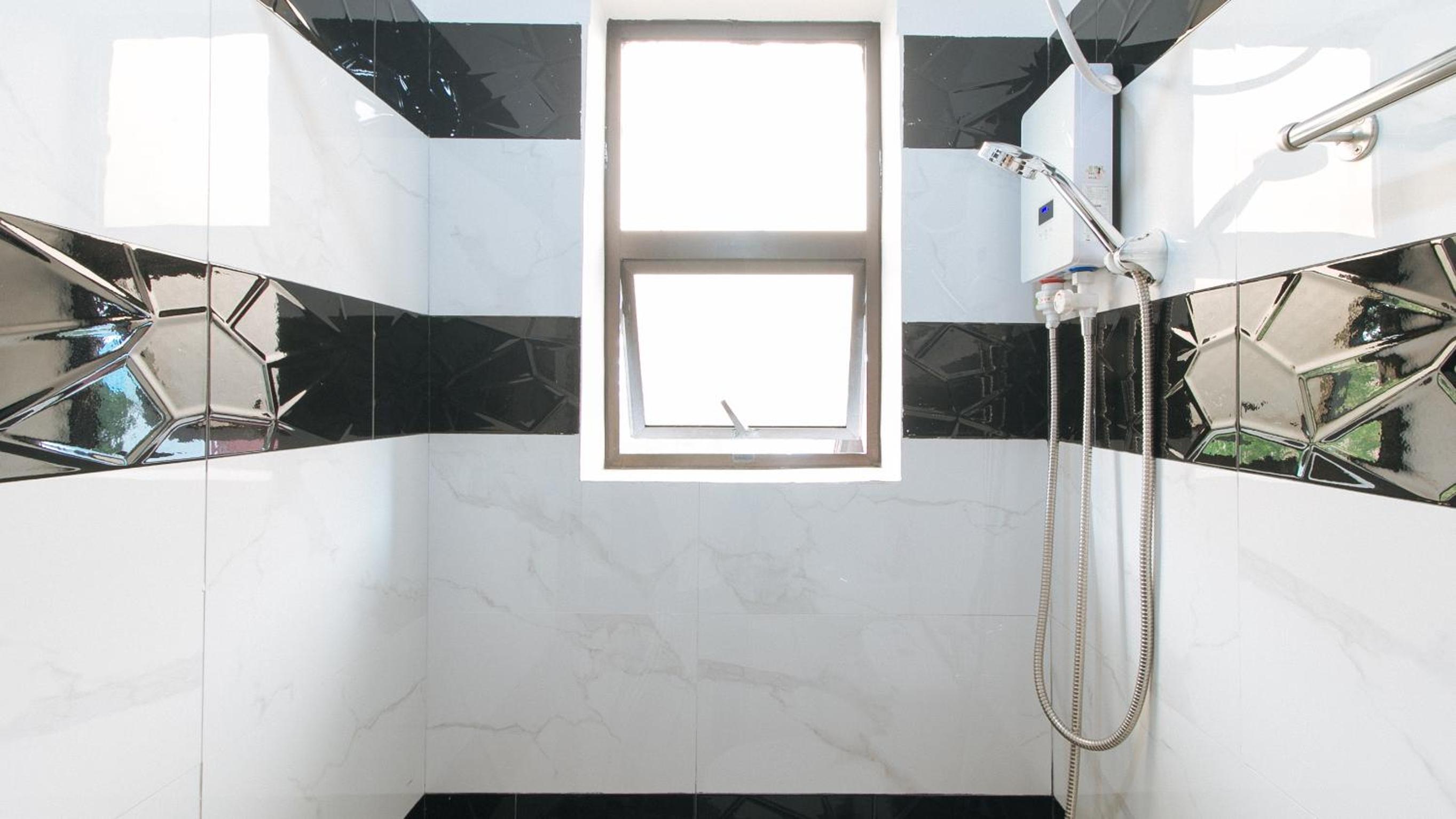 Double Room - Photo 14