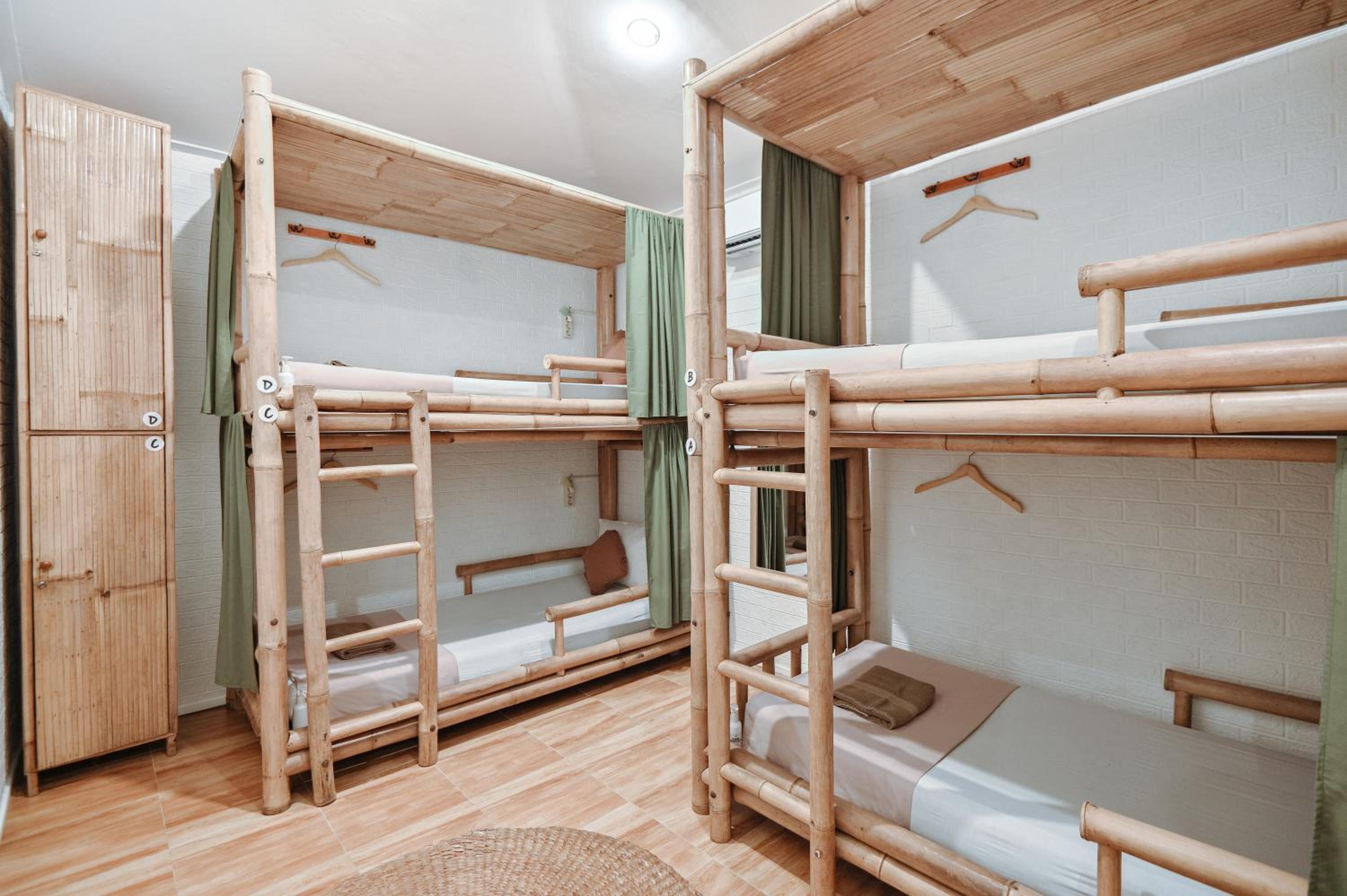 Quadruple Room with Shared Bathroom