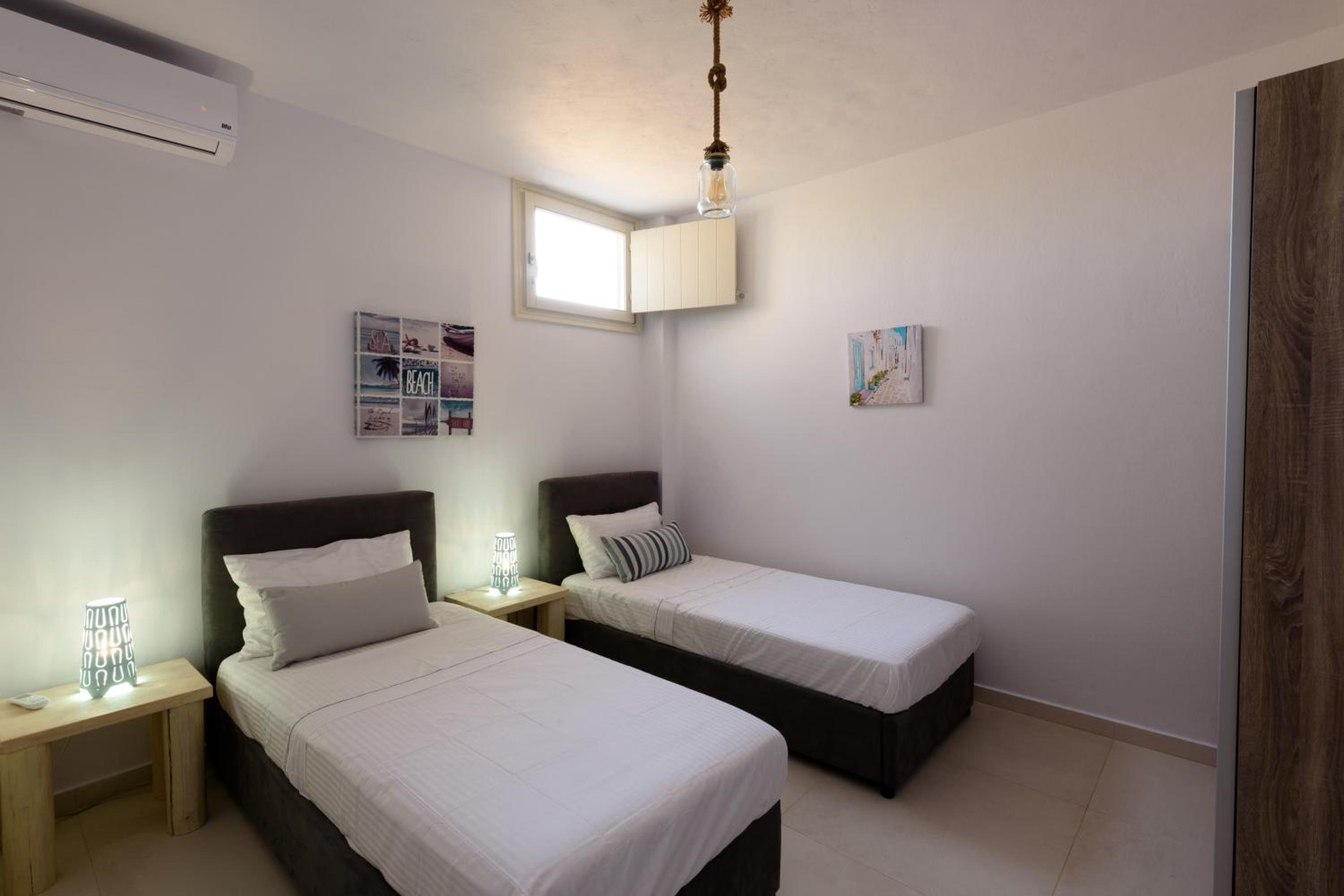 Комплекс Cycladic Breeze с двумя бассейнами