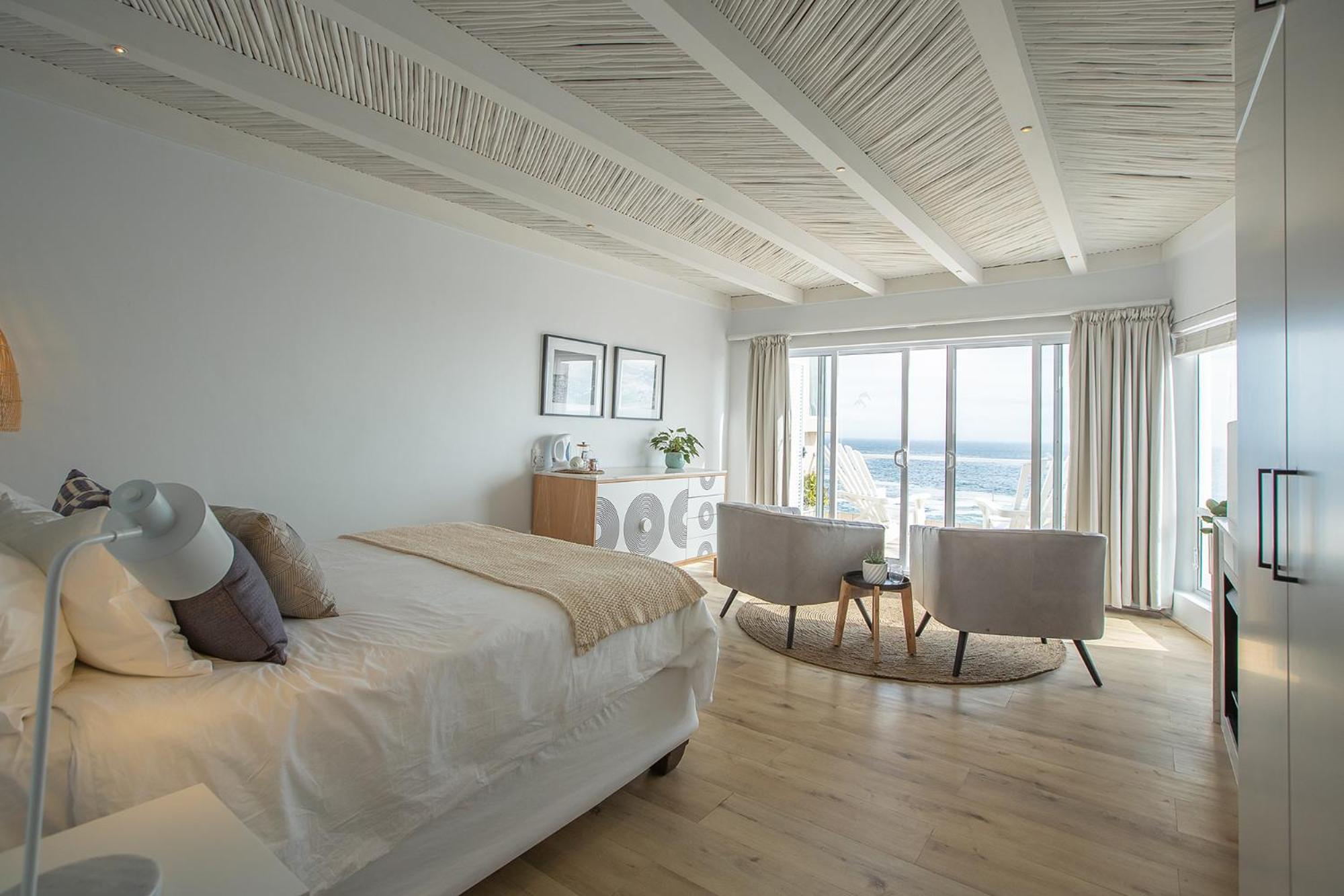  Deluxe Room with Sea View photo 1